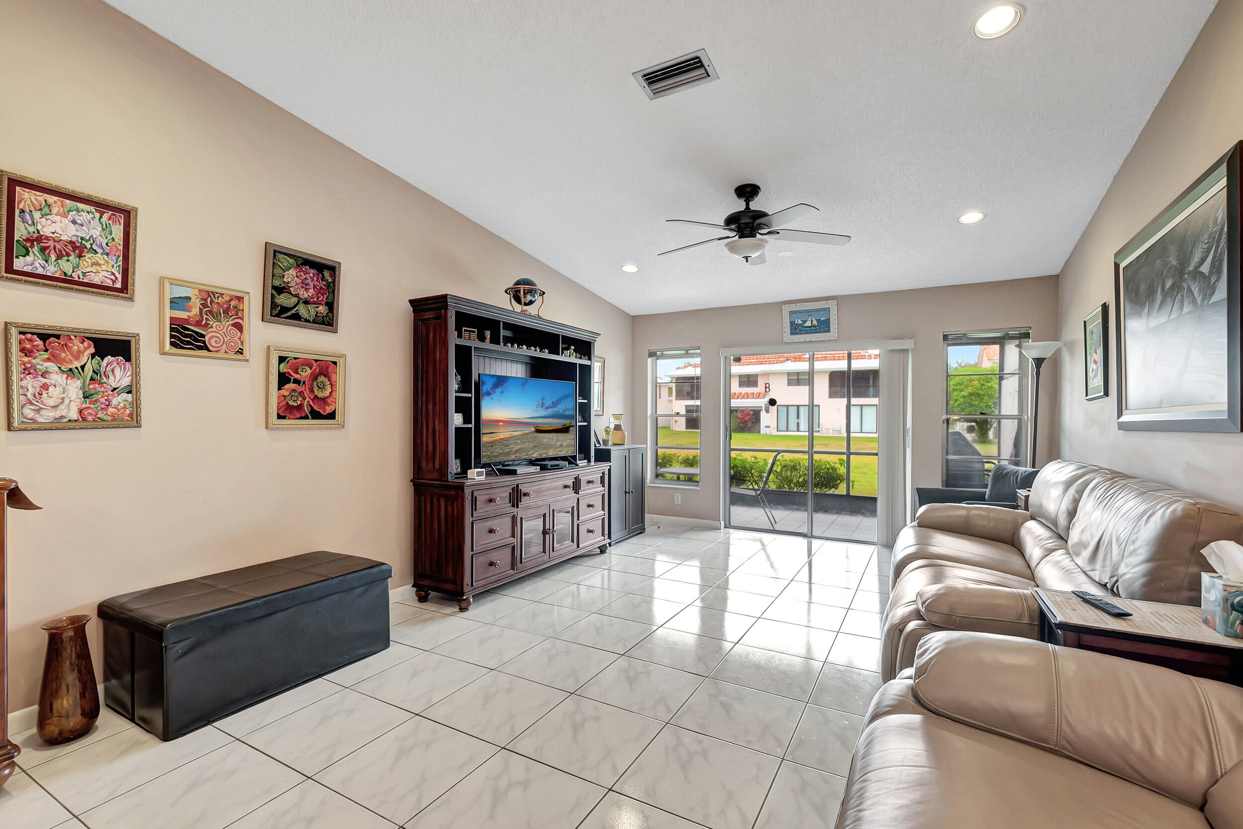 8685 Sunbird Place
