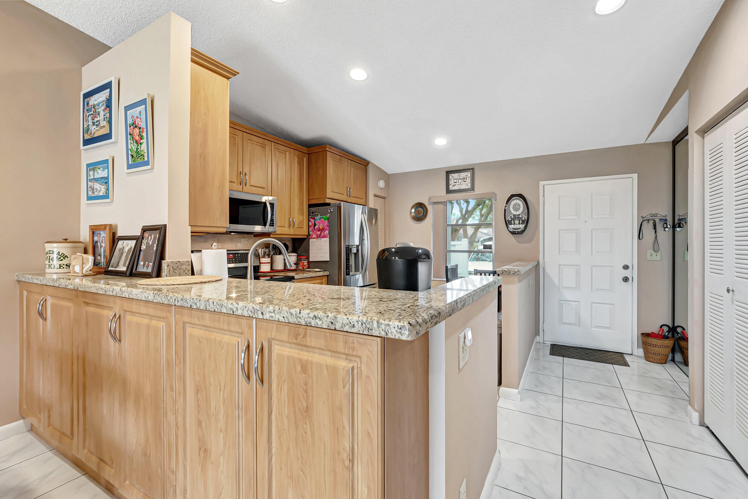 8685 Sunbird Place
