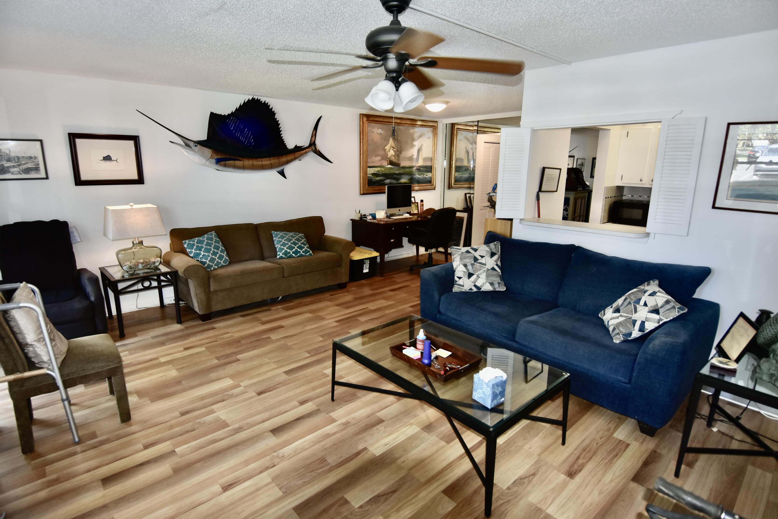 51 Oakridge E 51