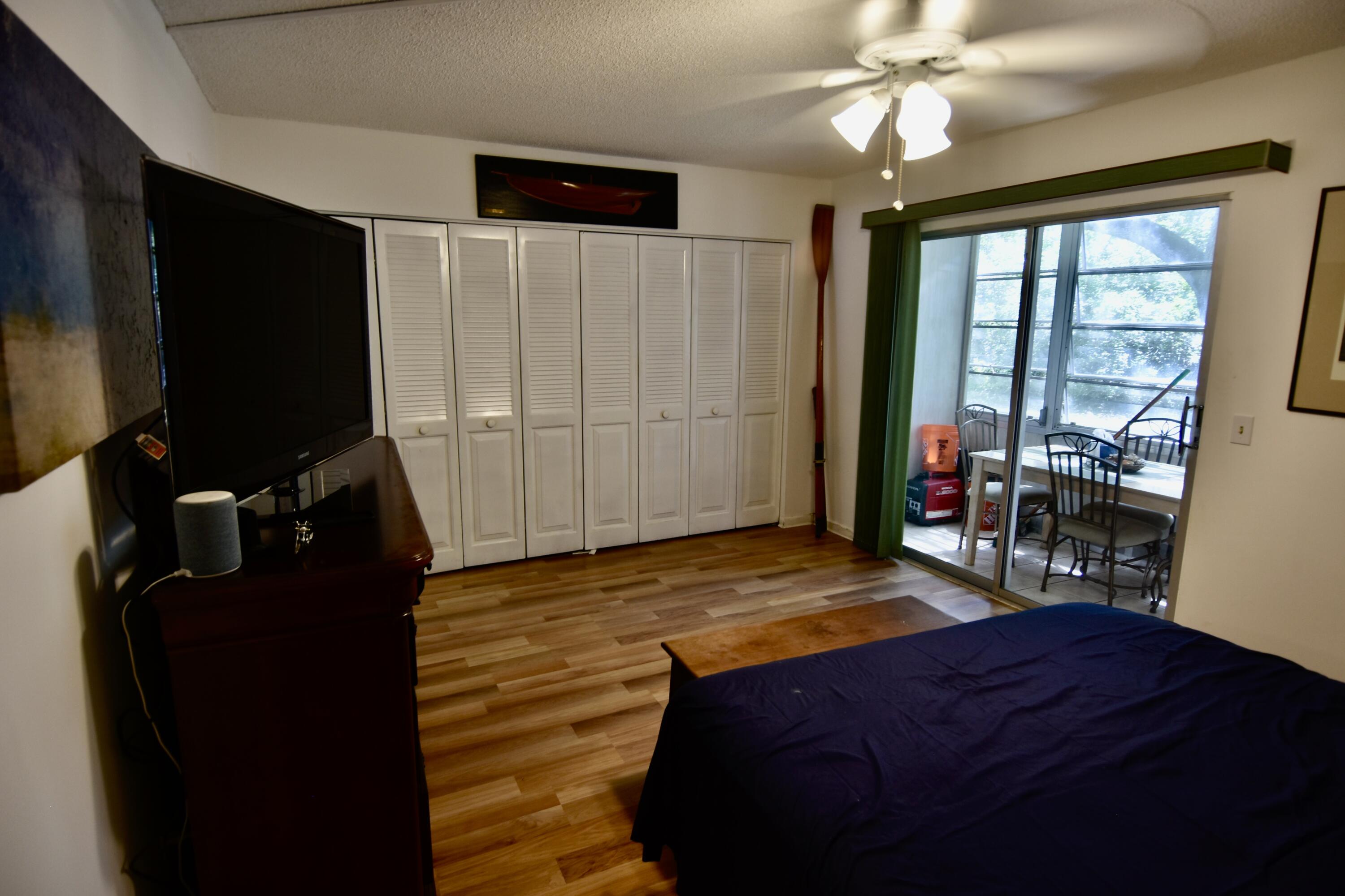 51 Oakridge E 51