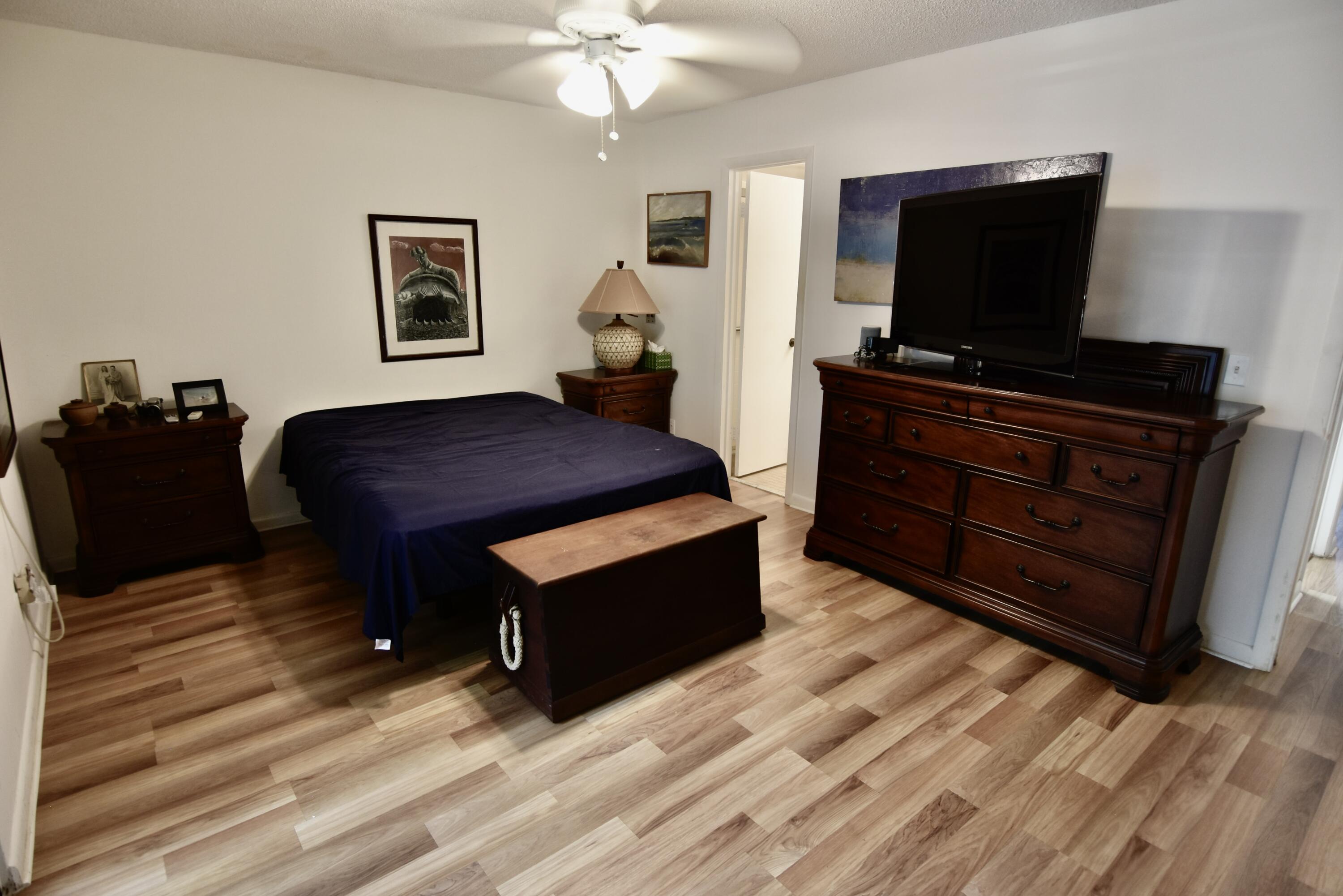 51 Oakridge E 51