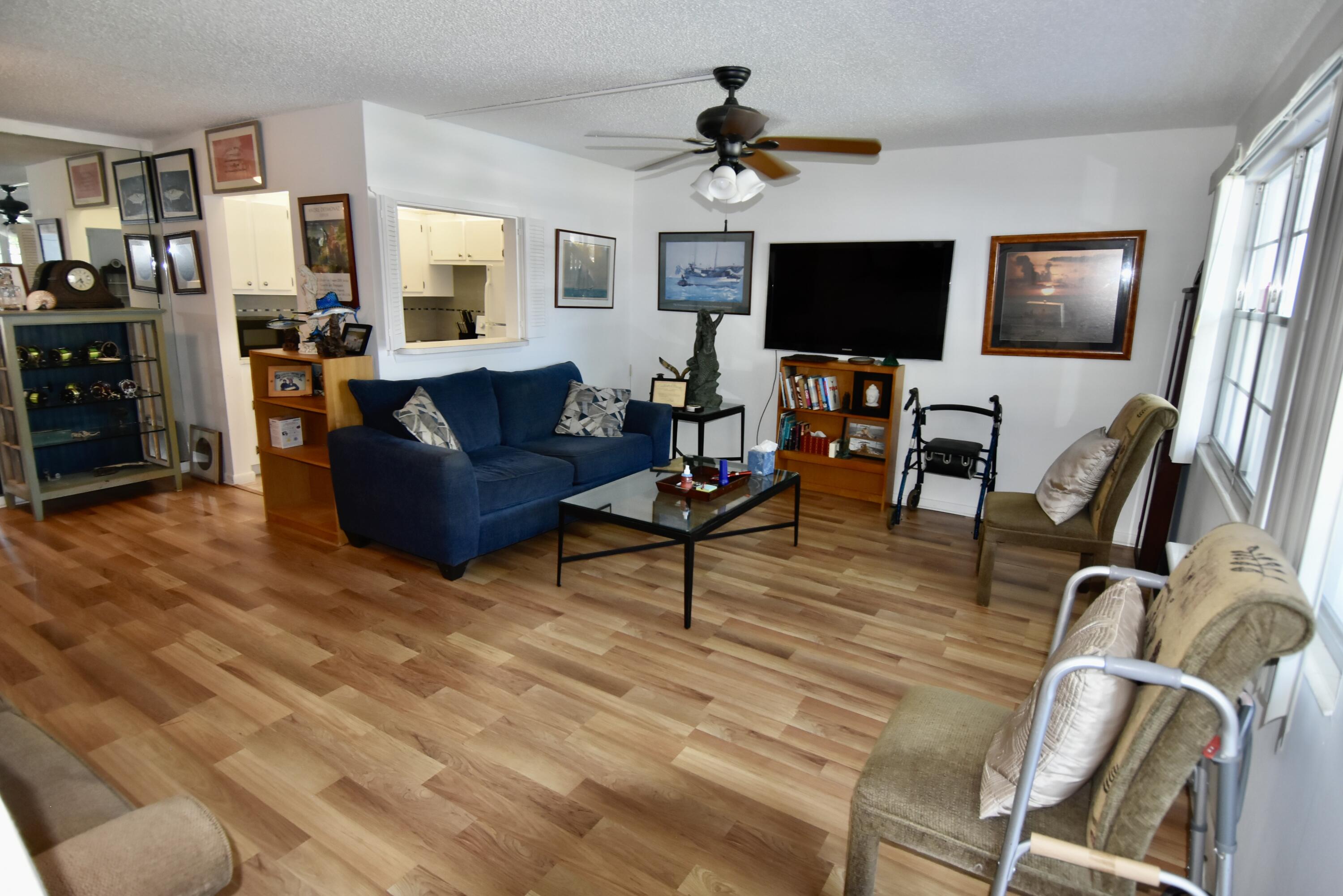 51 Oakridge E 51