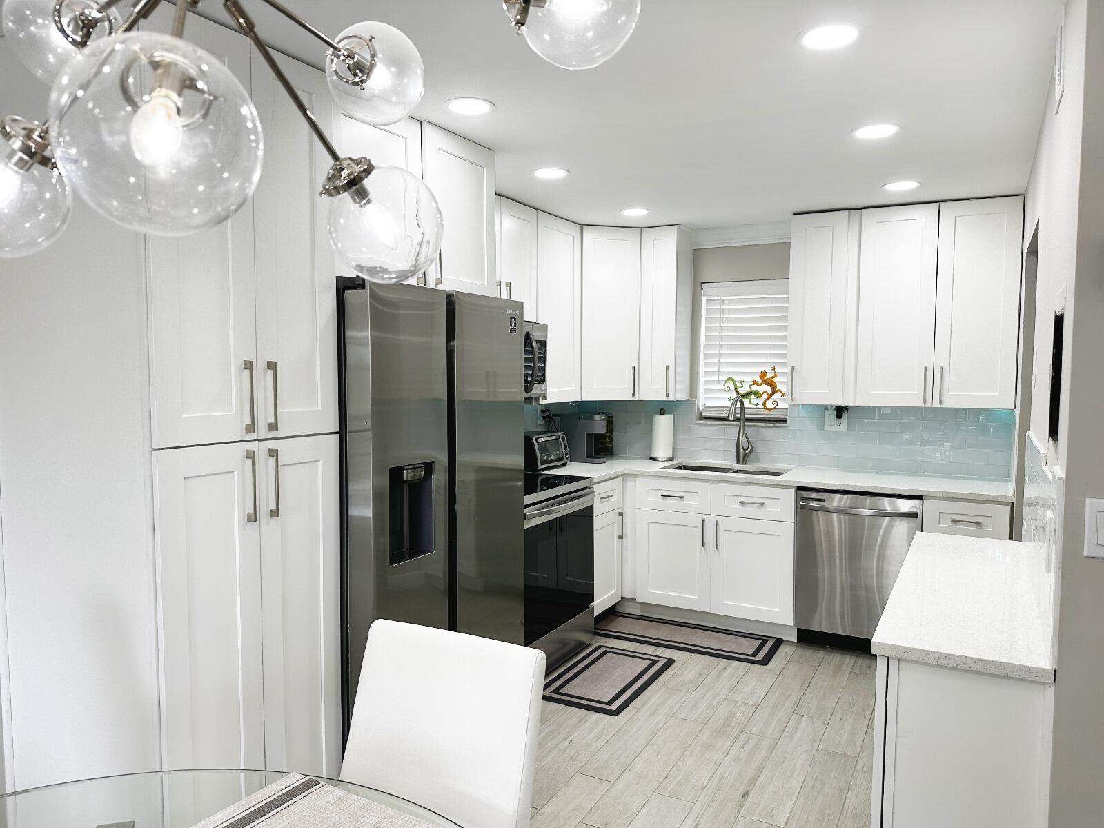 9440 SW 8th Street 409