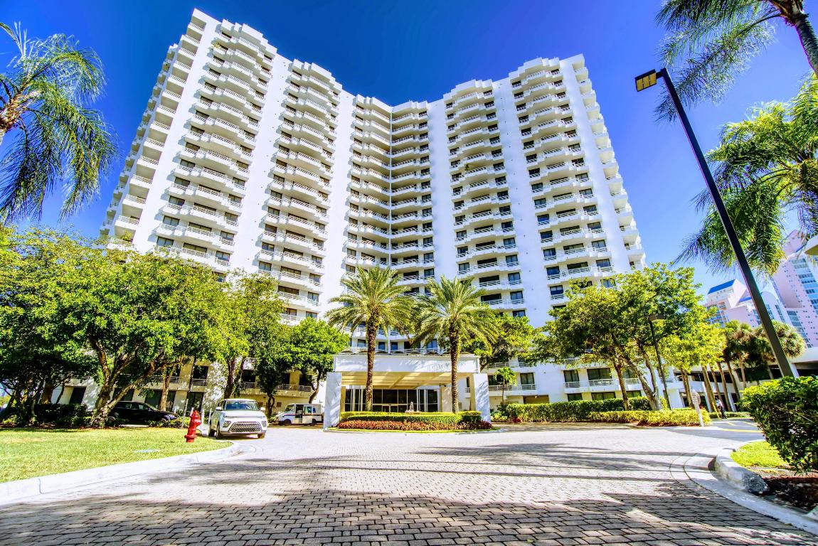 3300 NE 192 Street 1108, Aventura Unit: 1108