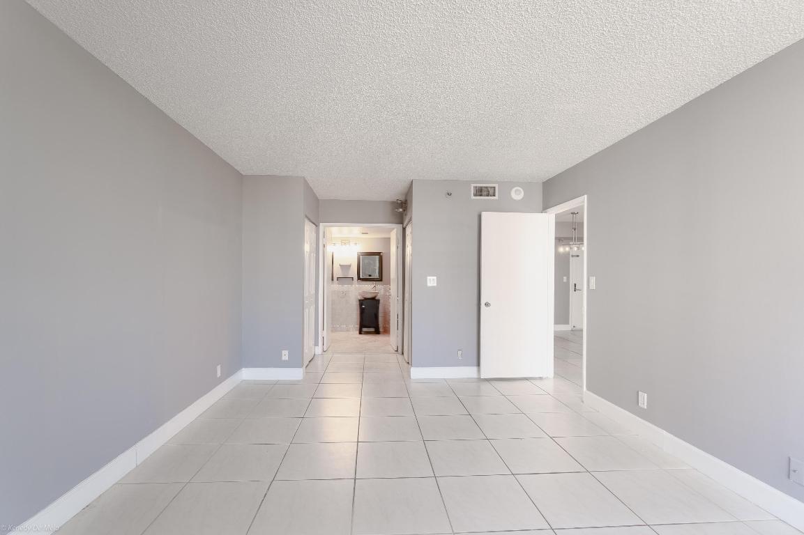 3300 NE 192 Street 1108, Aventura Unit: 1108