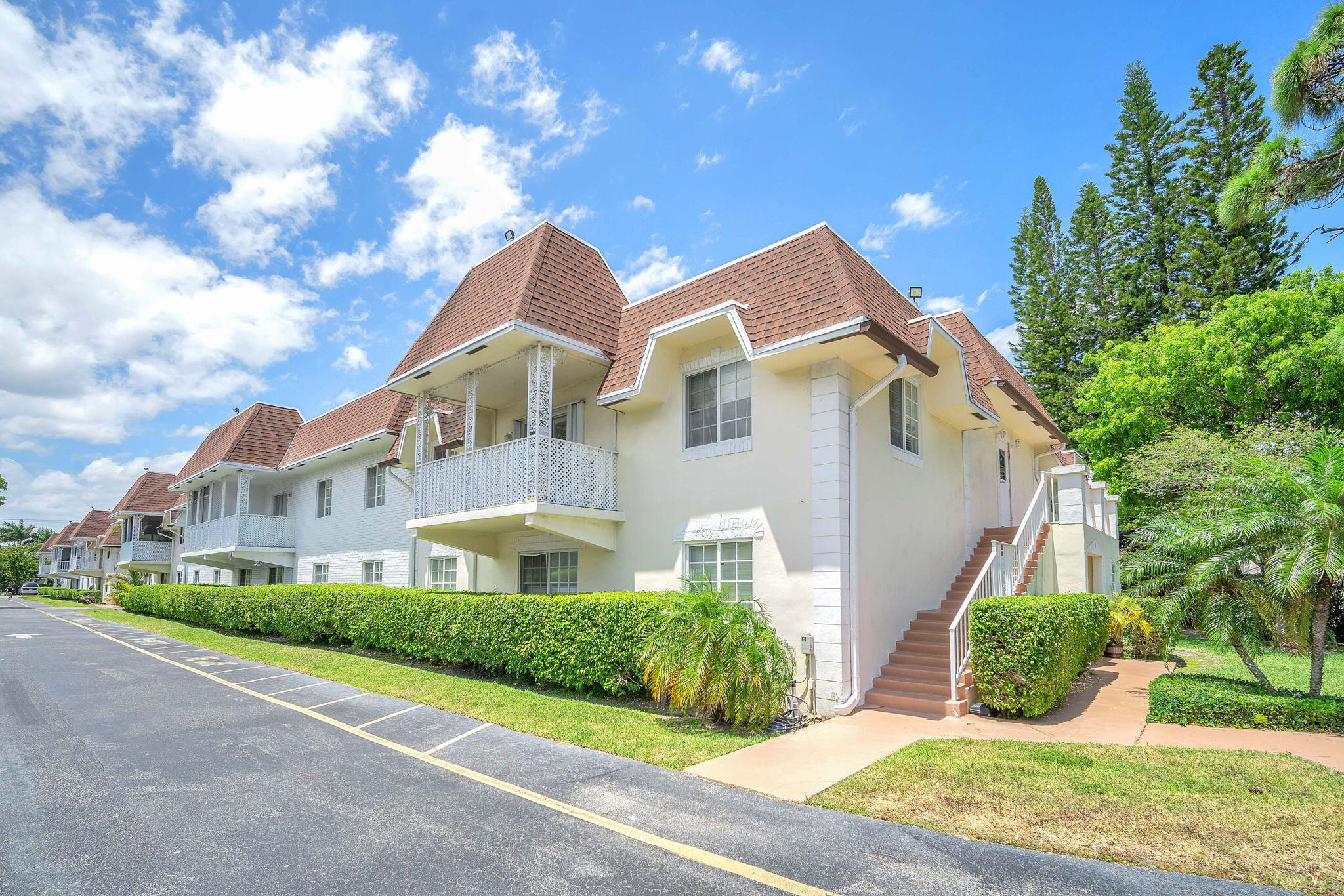 706 SE 2nd Avenue 335