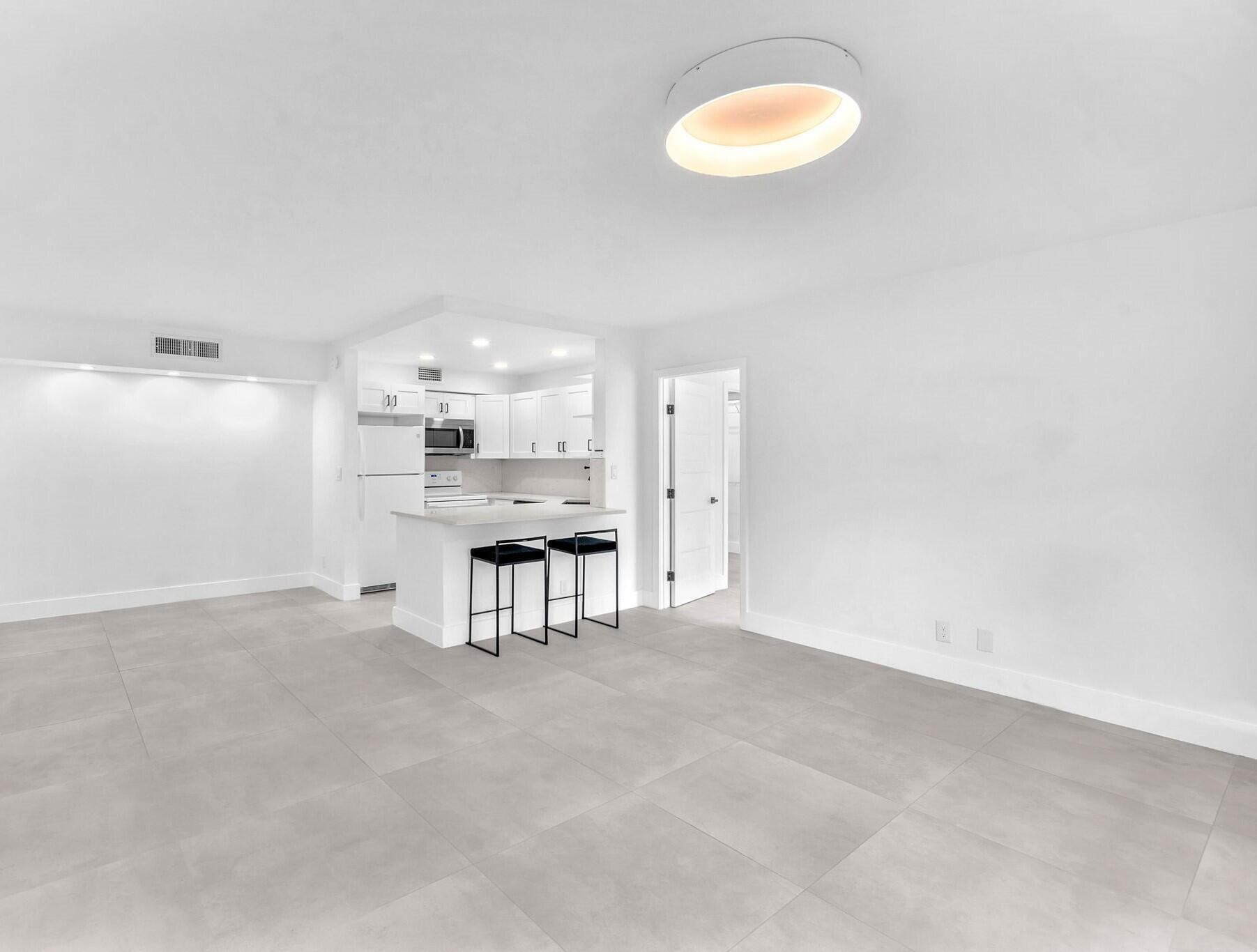 706 SE 2nd Avenue 335