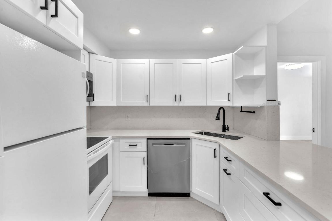 706 SE 2nd Avenue 335