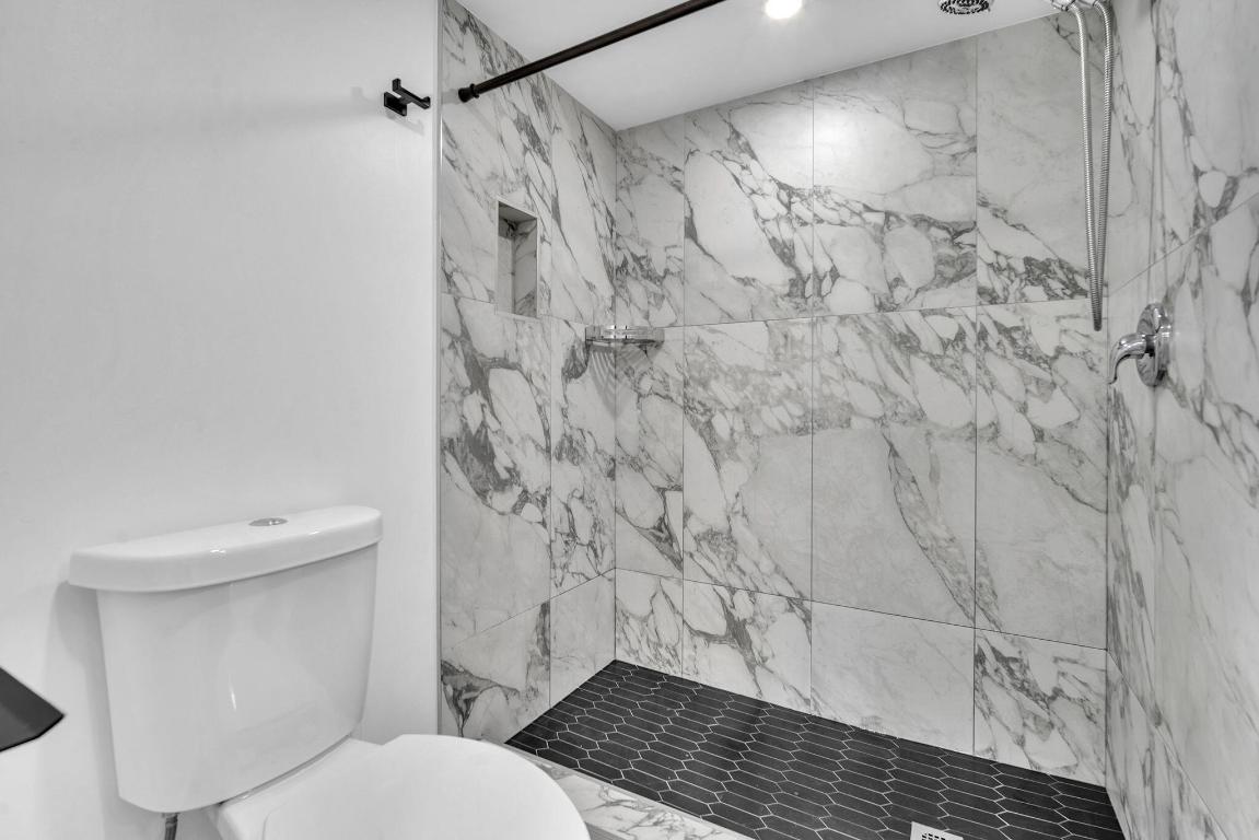 706 SE 2nd Avenue 335