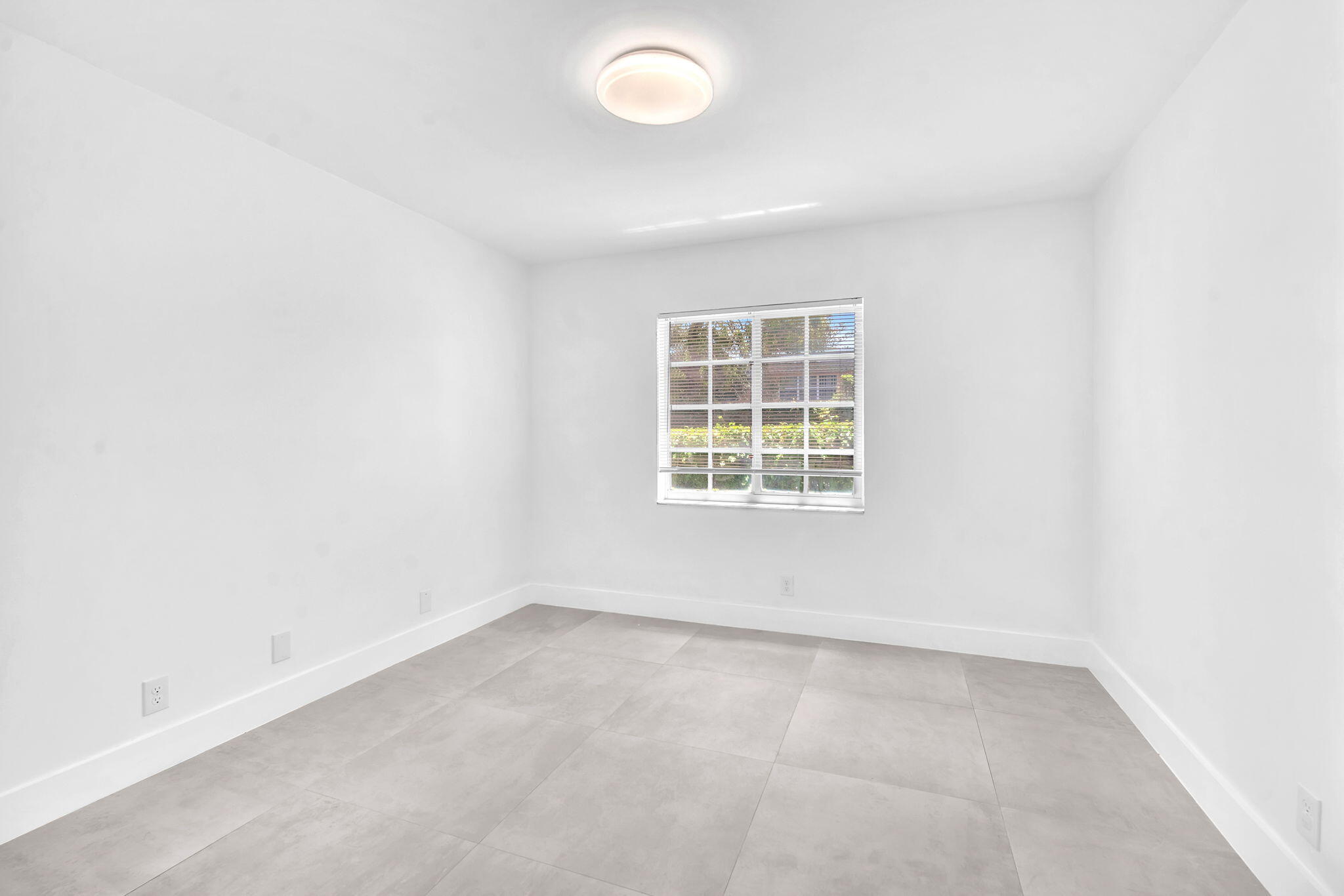 706 SE 2nd Avenue 335