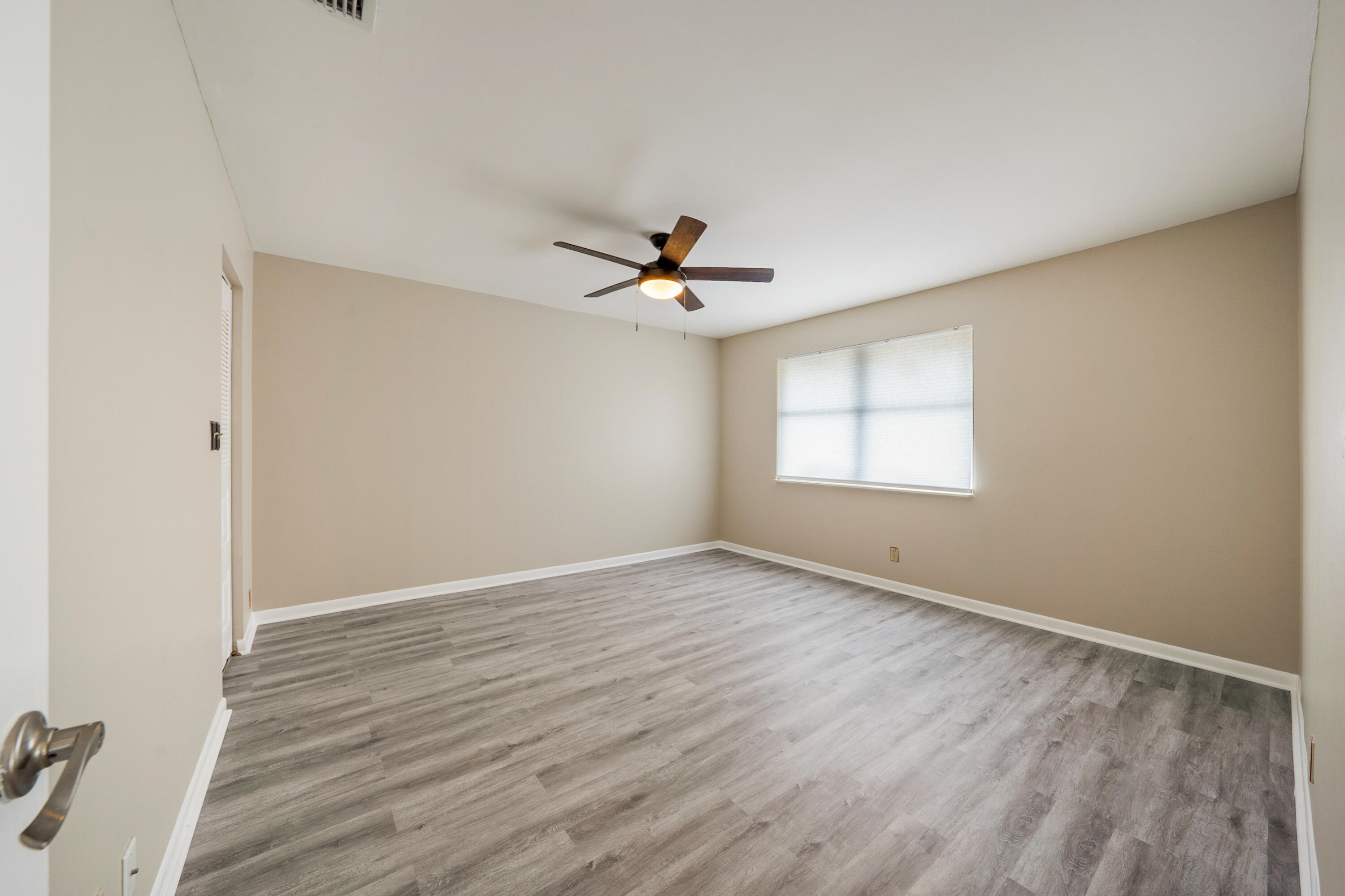 5319 Tennis Lane