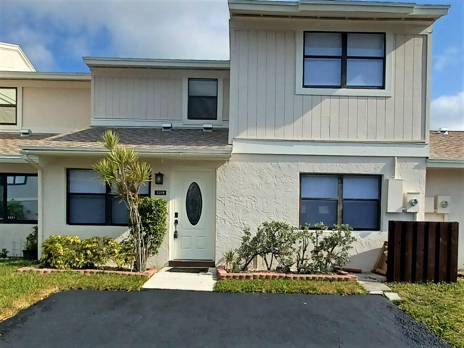 5319 Tennis Lane