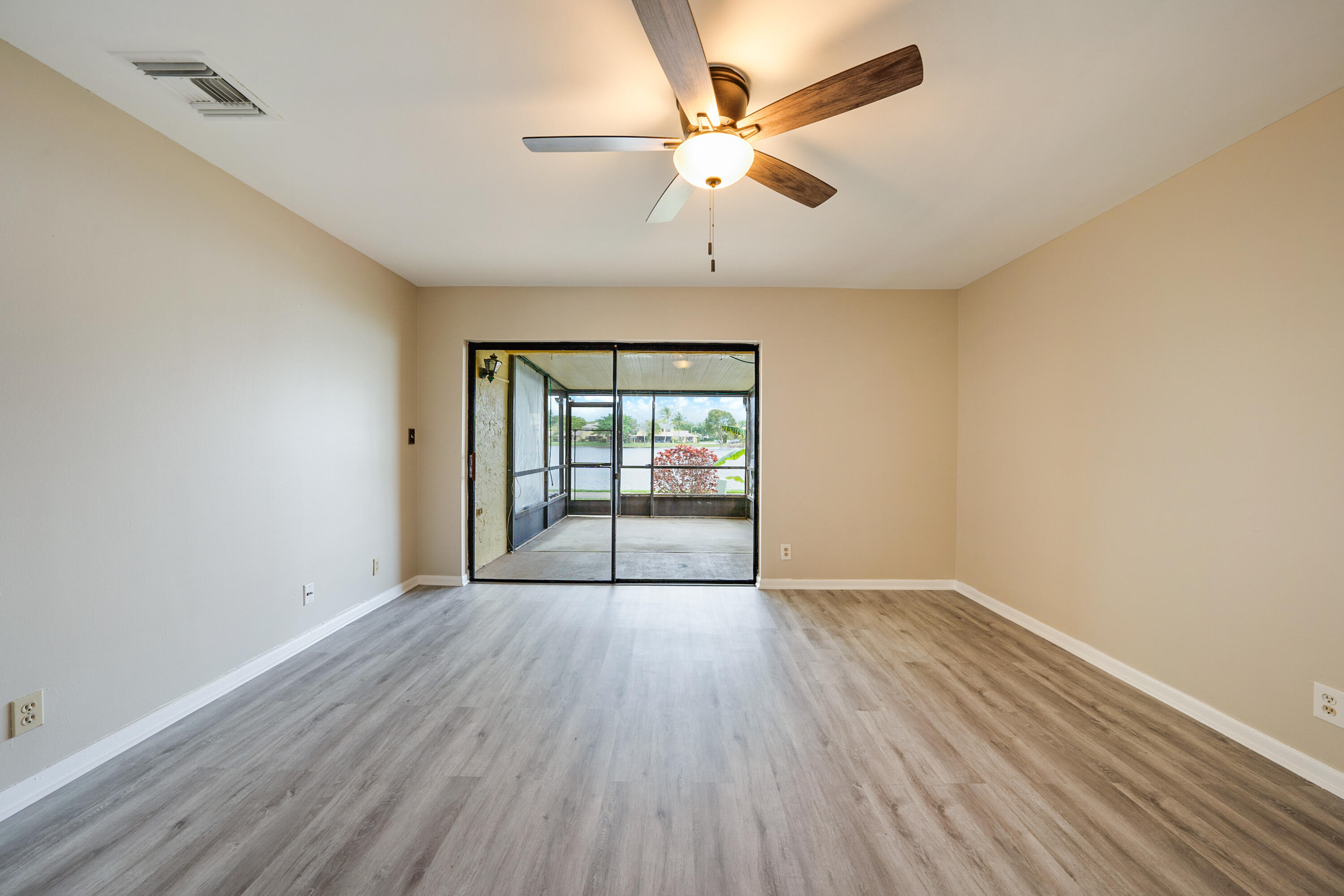 5319 Tennis Lane