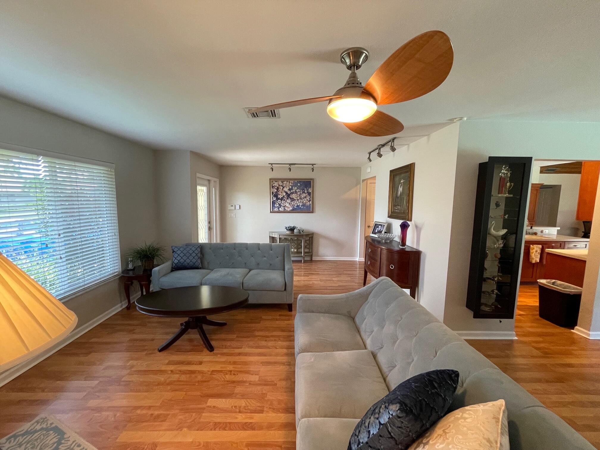 3306 NW 28th Terrace