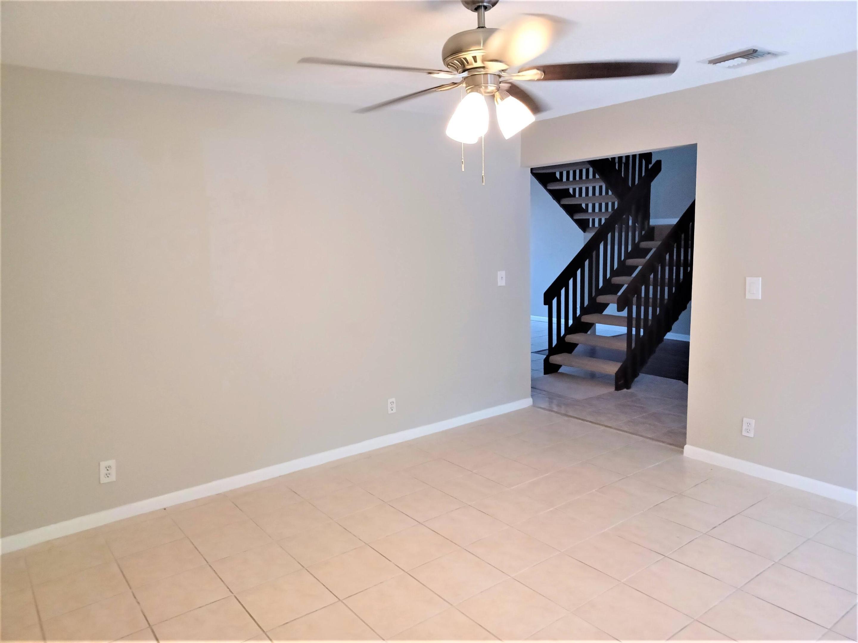 5245 Jog Lane