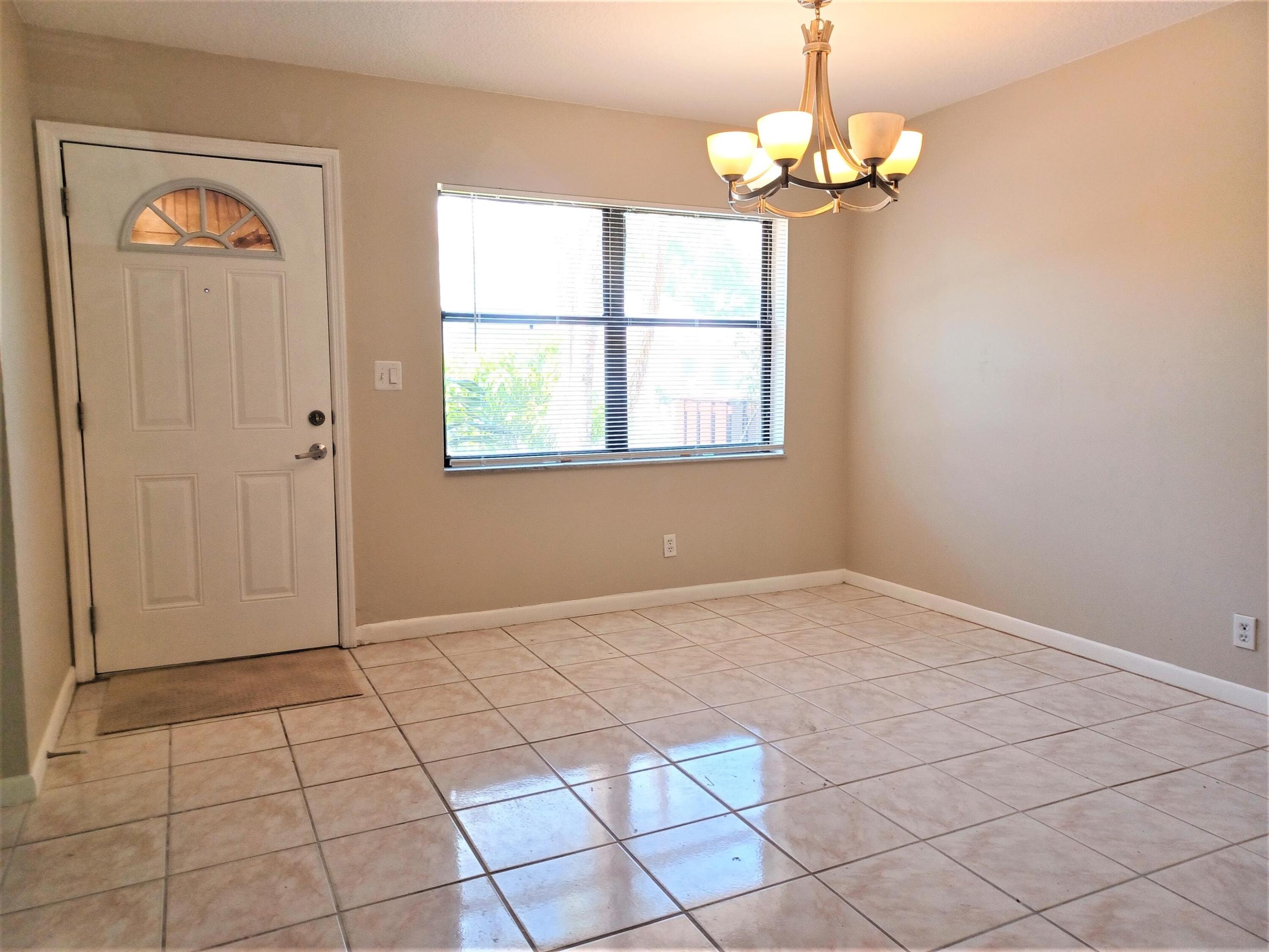 5245 Jog Lane