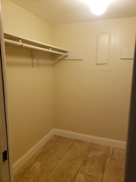 2050 Oleander Boulevard 5-205