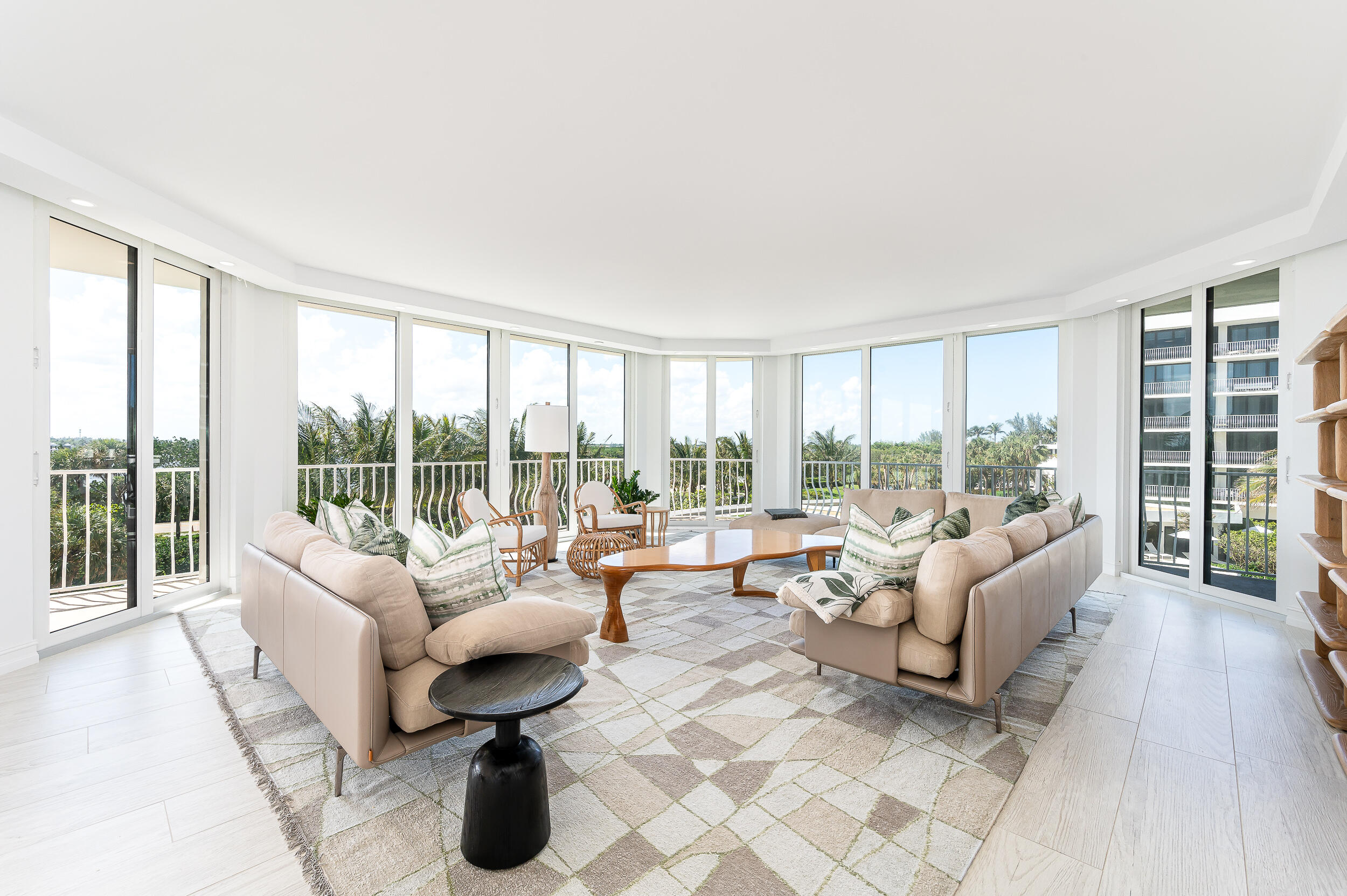 2000 S Ocean Boulevard 204s