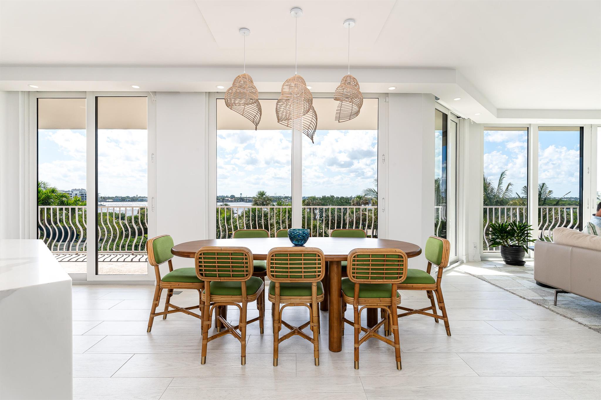 2000 S Ocean Boulevard 204s