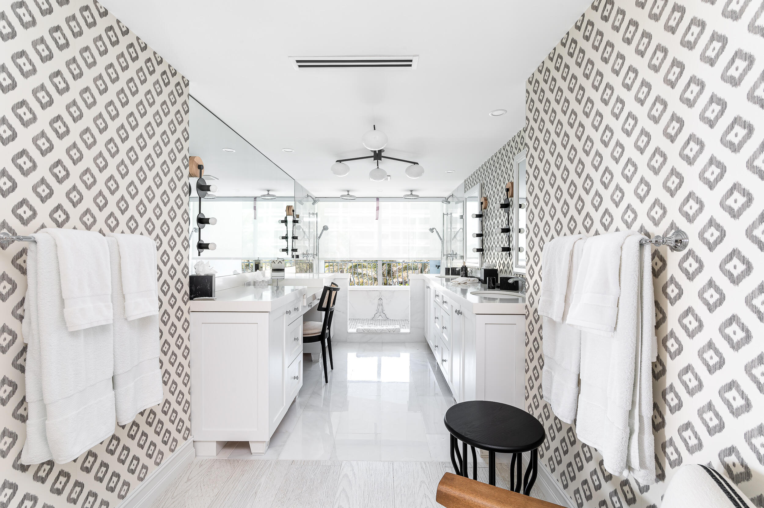 2000 S Ocean Boulevard 204s