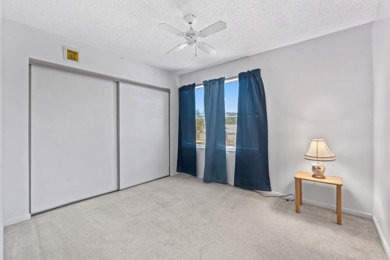 4705 Lakeside Circle