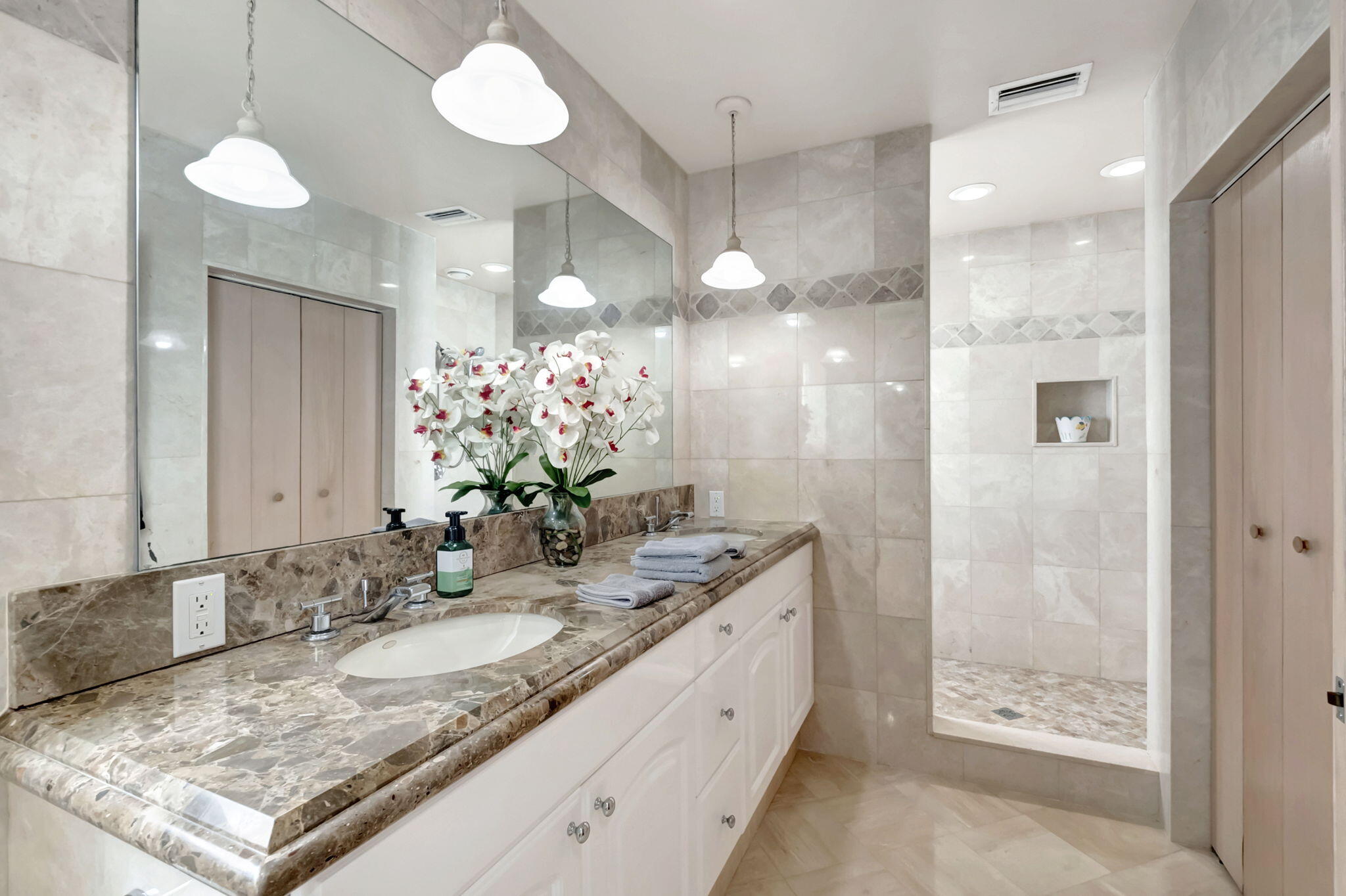 5828 Wind Drift Lane