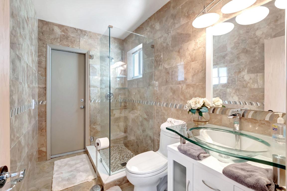 5828 Wind Drift Lane