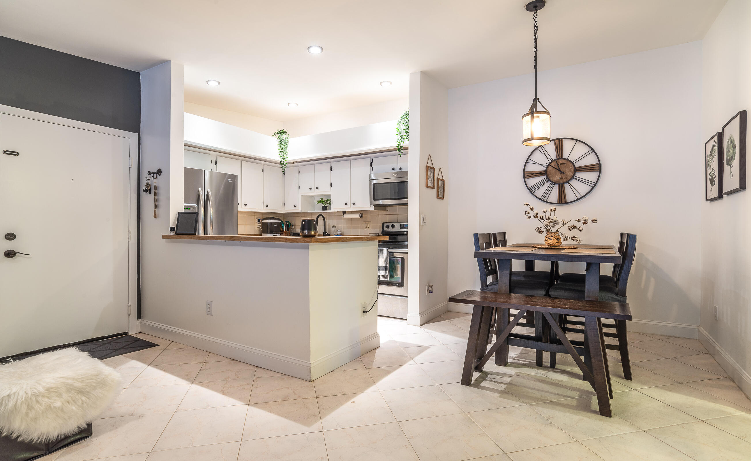 9707 W Mcnab Road 202