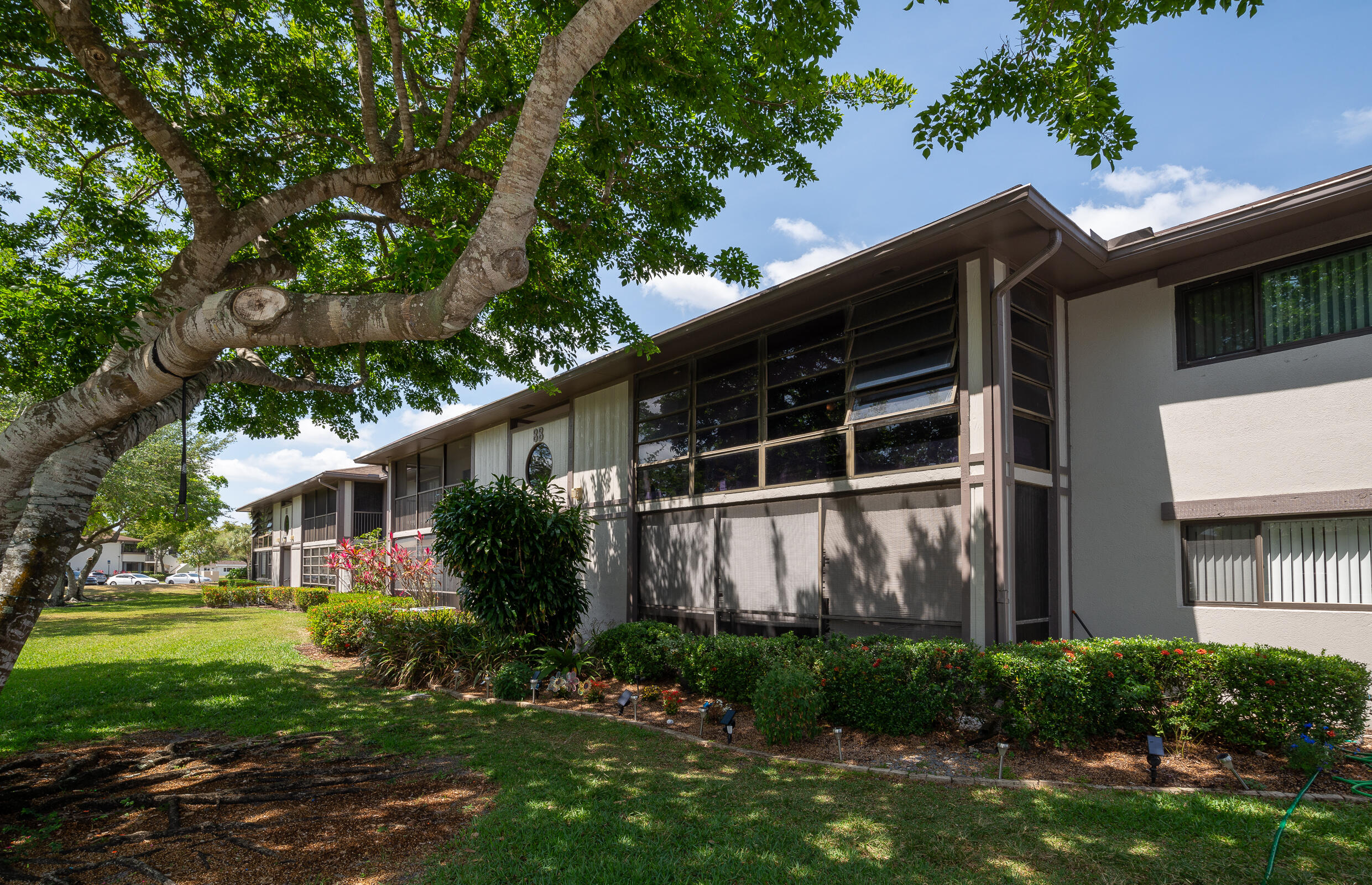 9707 W Mcnab Road 202