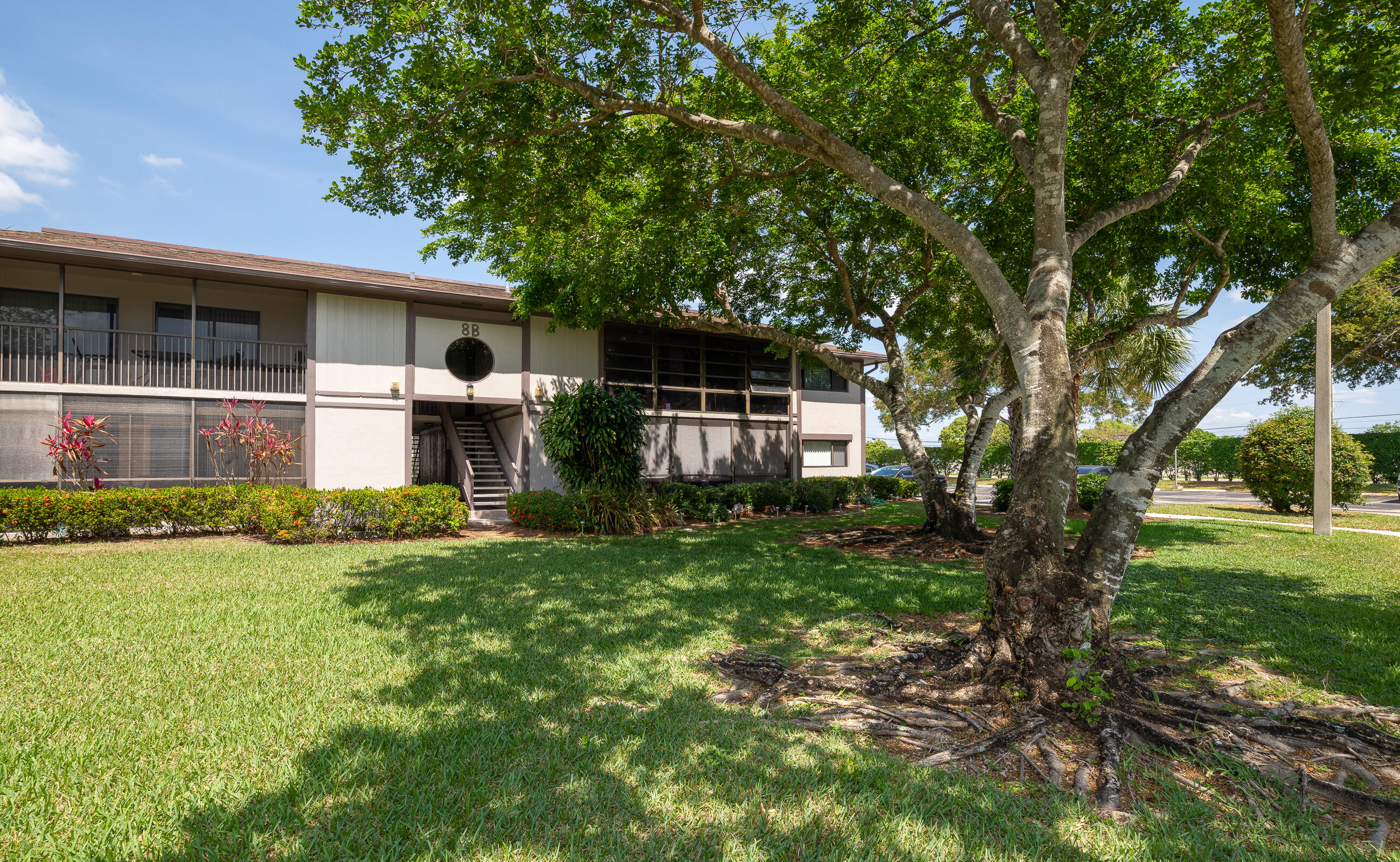 9707 W Mcnab Road 202