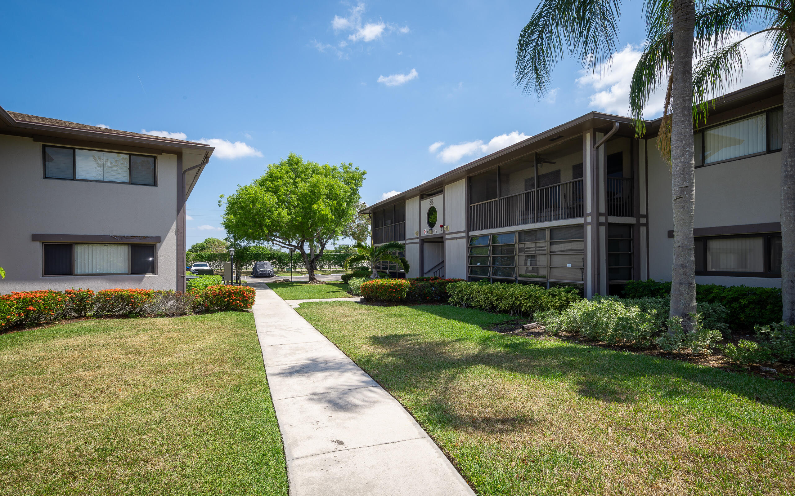 9707 W Mcnab Road 202