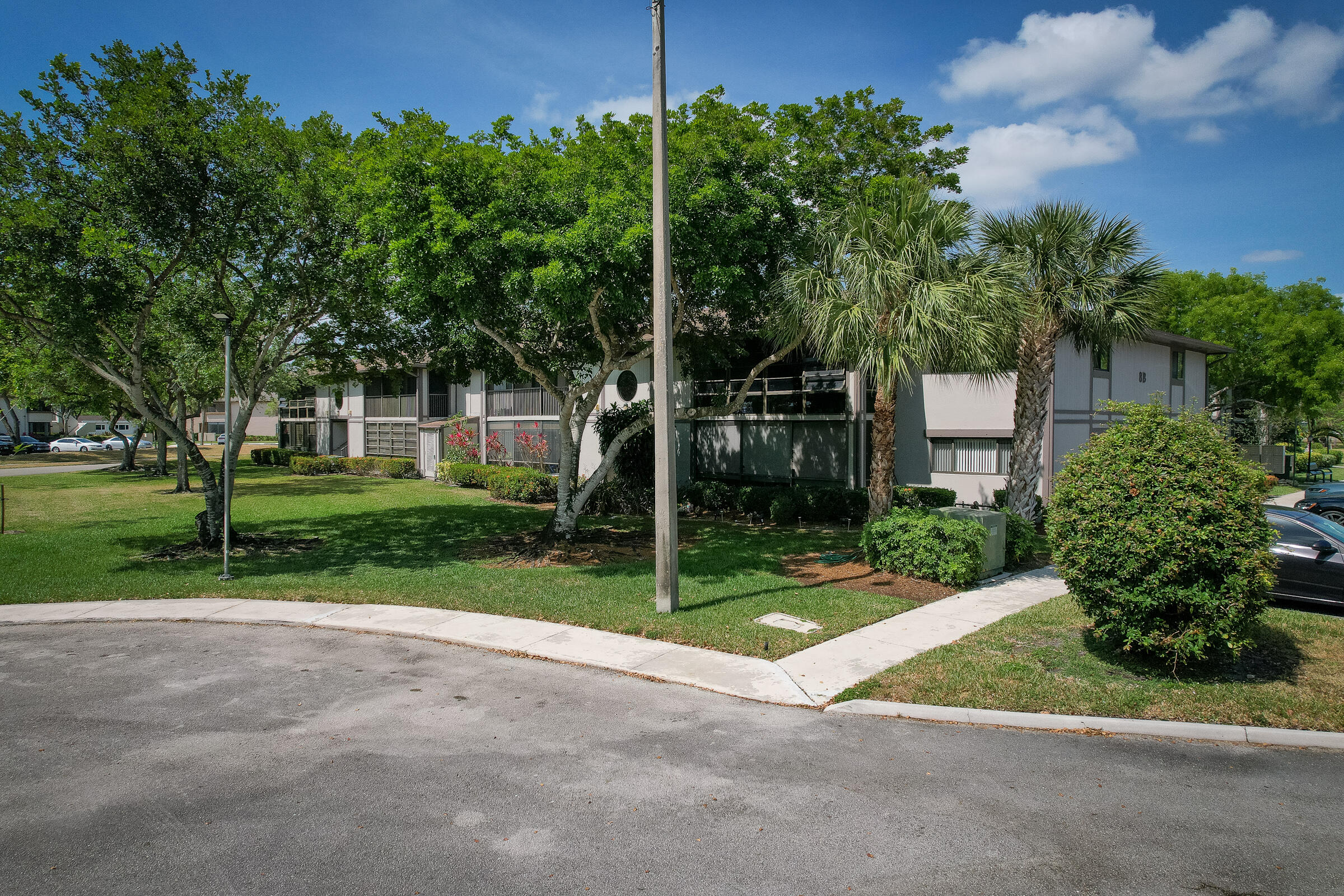 9707 W Mcnab Road 202