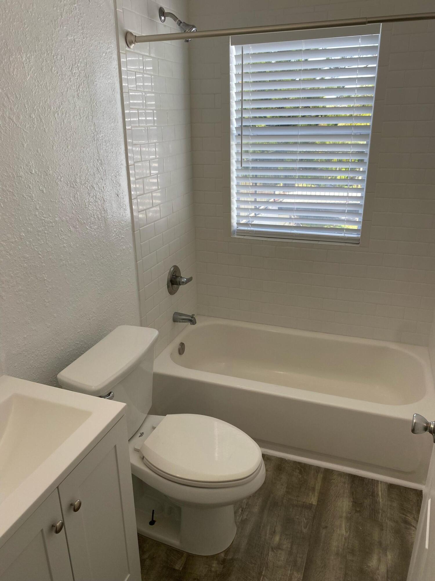 107 SW 2nd Avenue 6, Boynton Beach Unit: 6