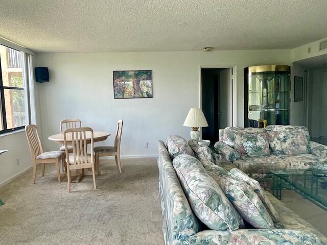 600 Egret Circle 7305