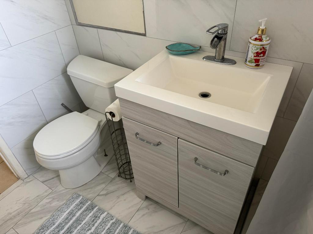 1932 NE 7th Street N 1, Deerfield Beach Unit: 1