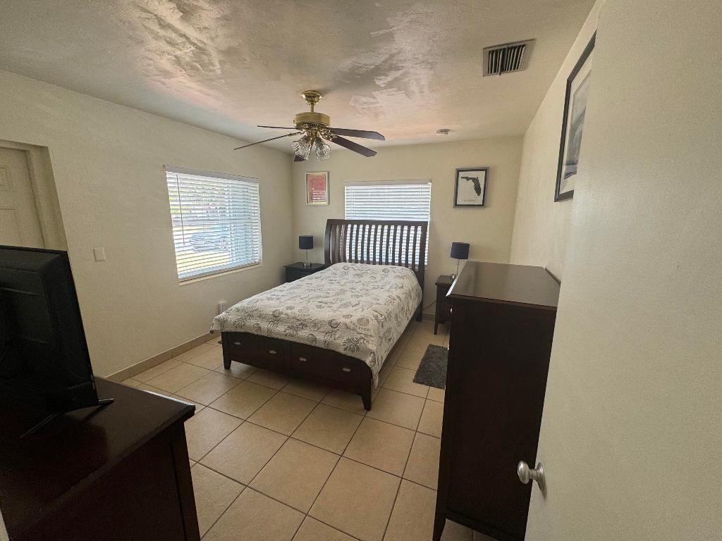 1932 NE 7th Street N 1, Deerfield Beach Unit: 1