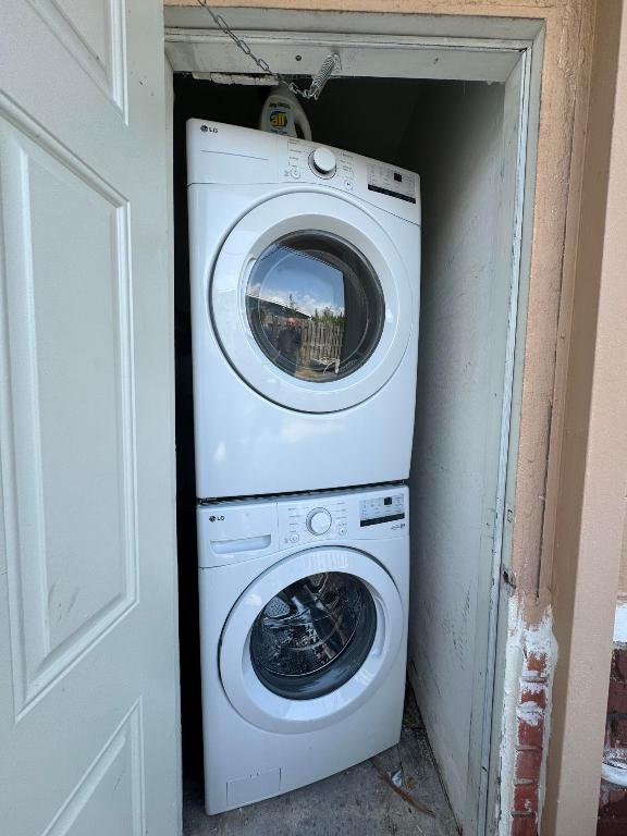 1932 NE 7th Street N 1, Deerfield Beach Unit: 1