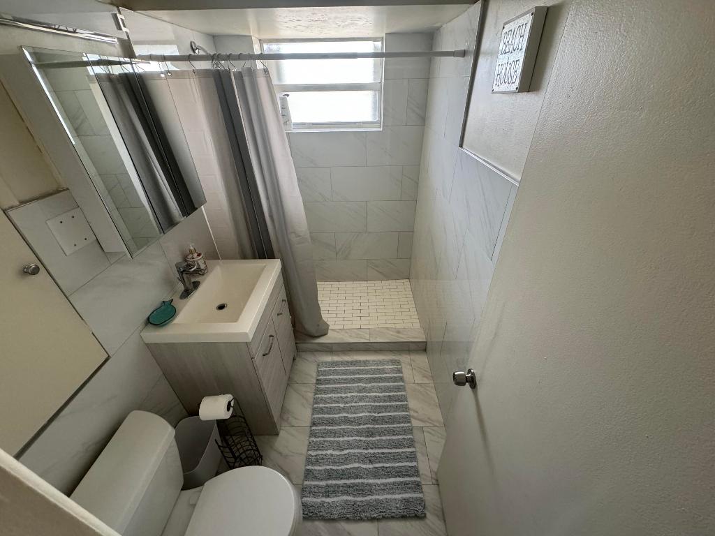 1932 NE 7th Street N 1, Deerfield Beach Unit: 1