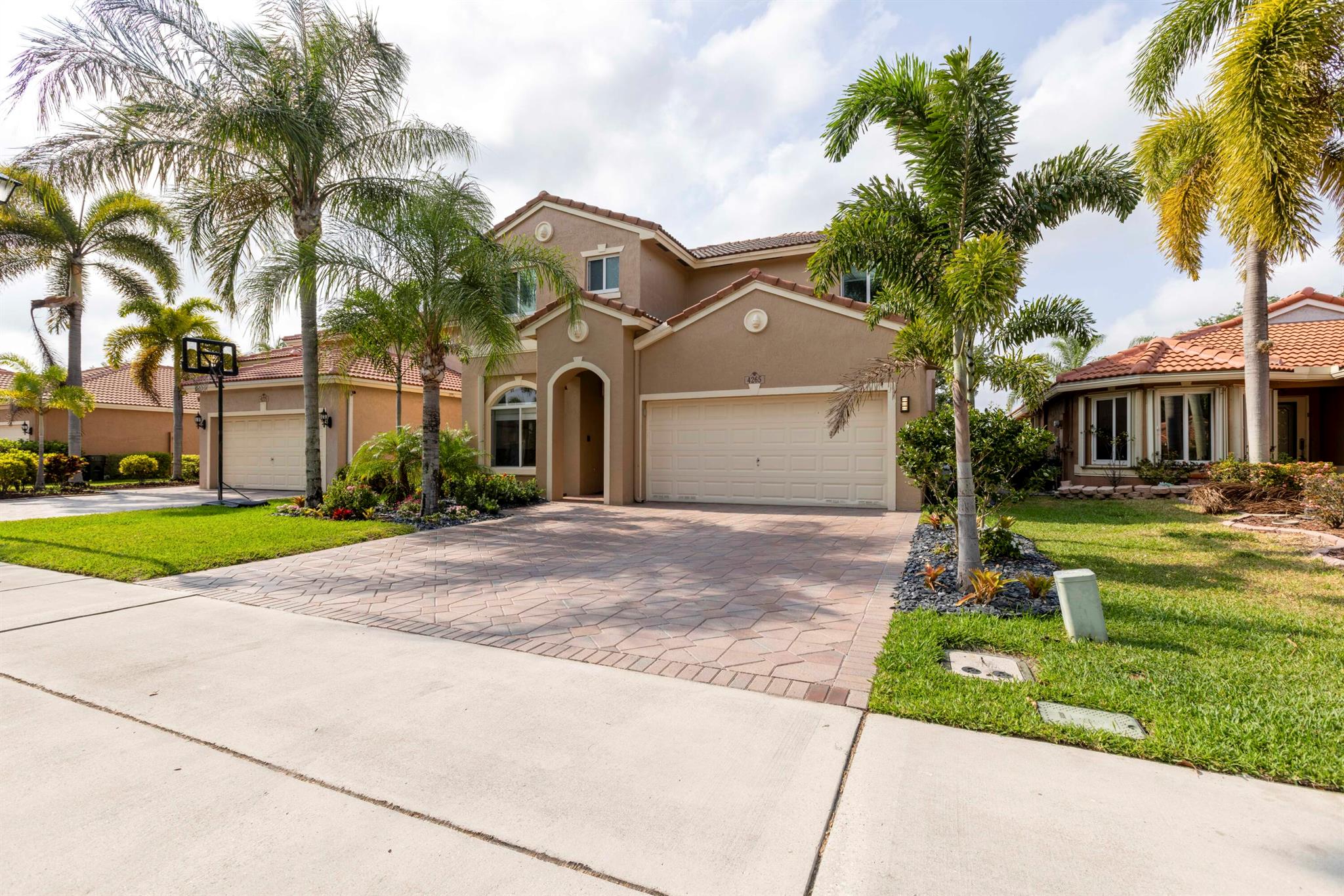 4265 Banyan Trails Drive