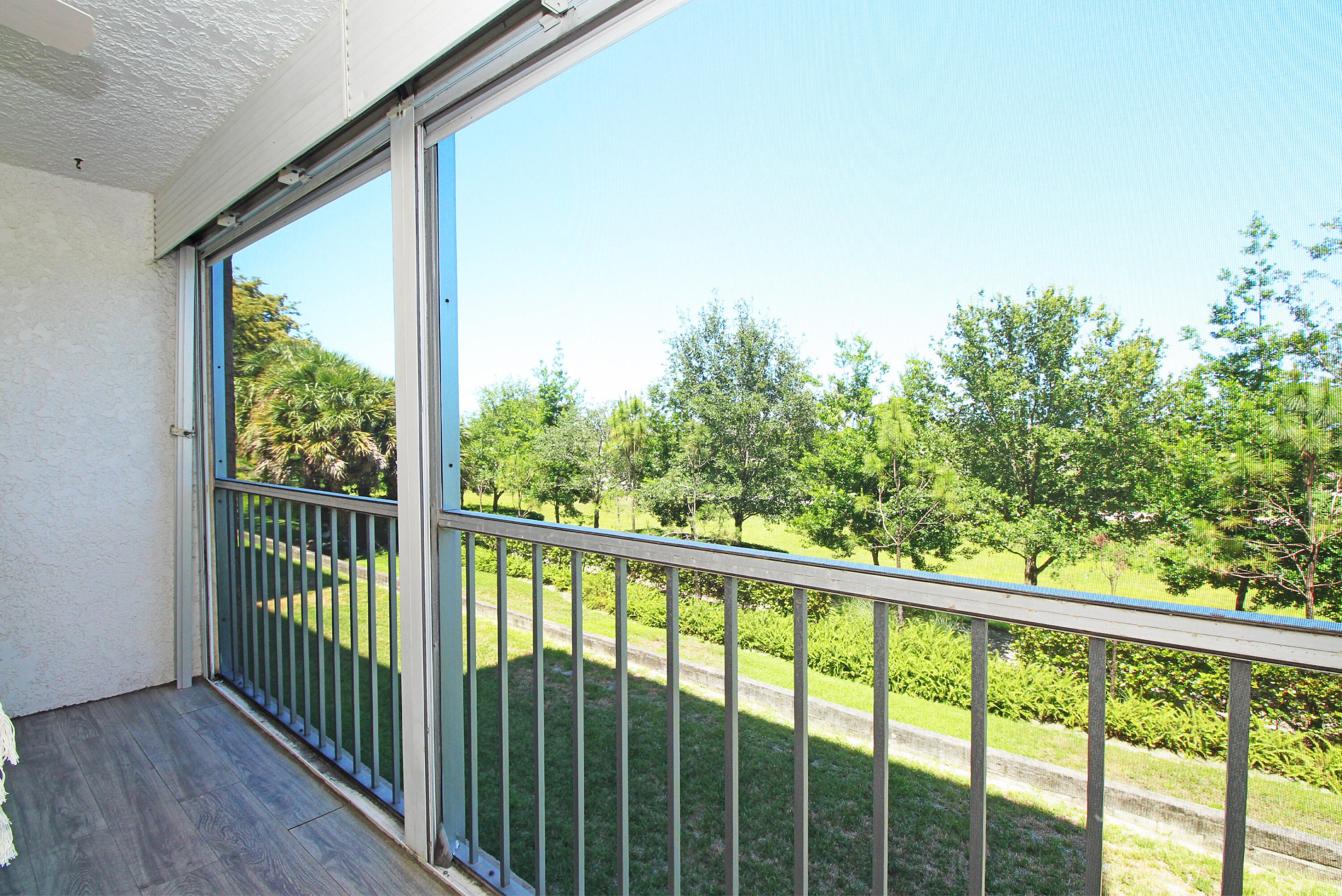 4550 NW 18th Avenue 204