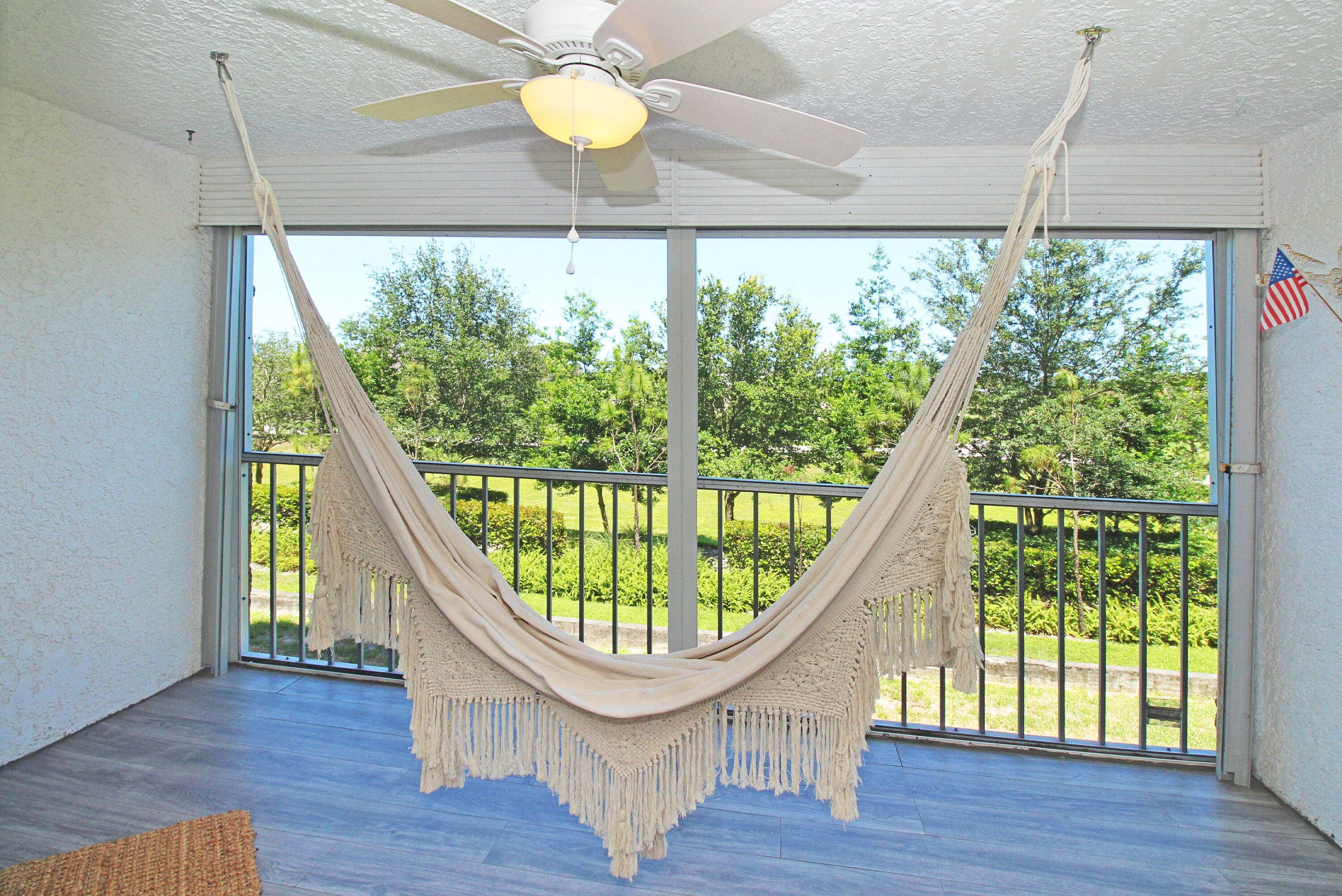 4550 NW 18th Avenue 204