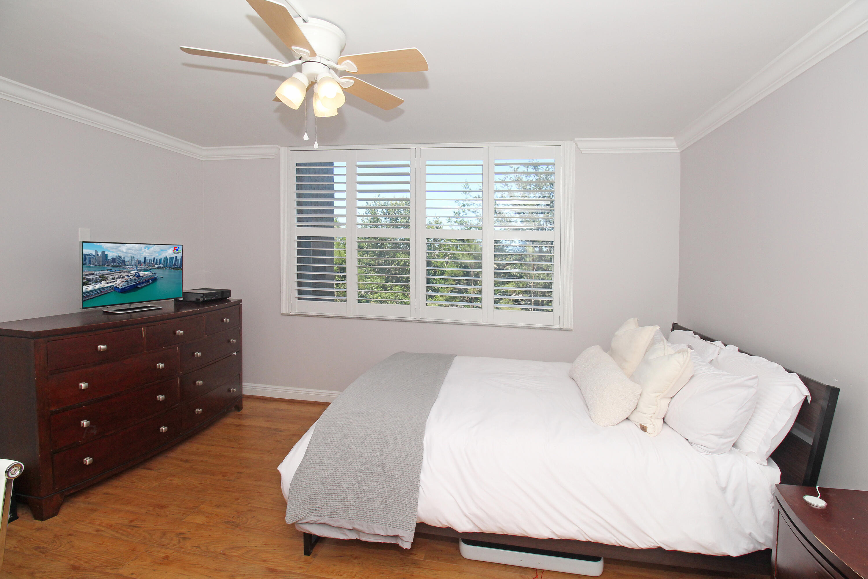 4550 NW 18th Avenue 204