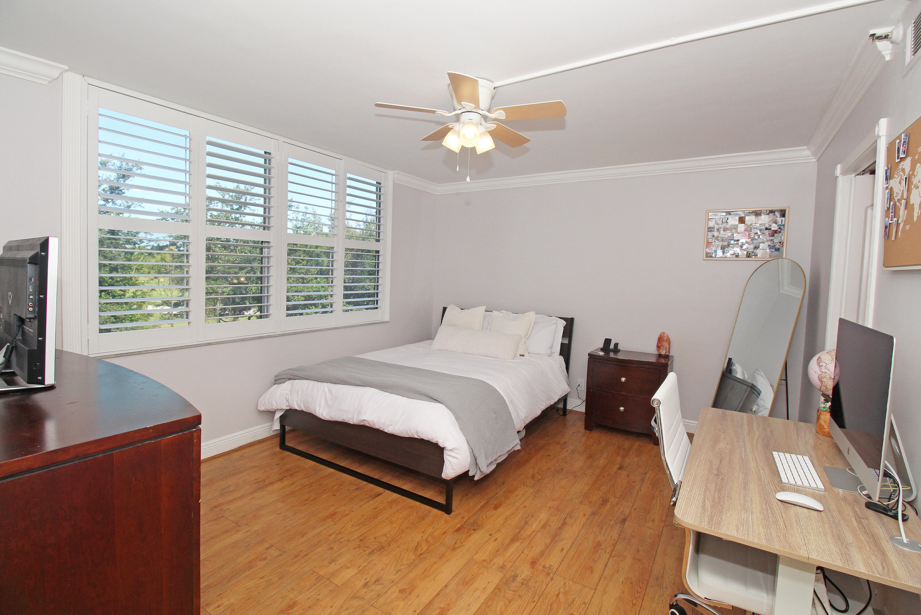 4550 NW 18th Avenue 204