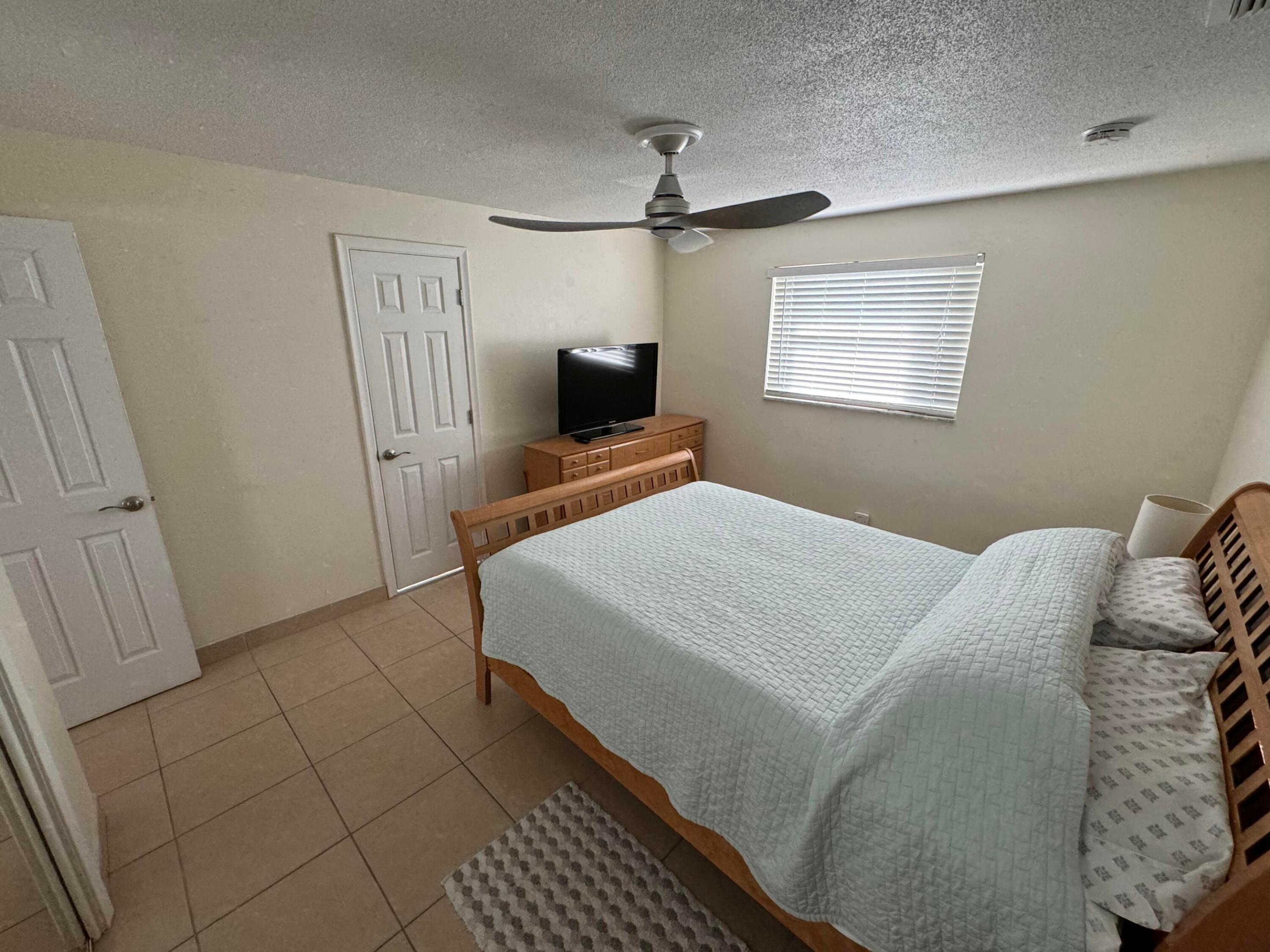 1932 NE 7th Street N 5, Deerfield Beach Unit: 5