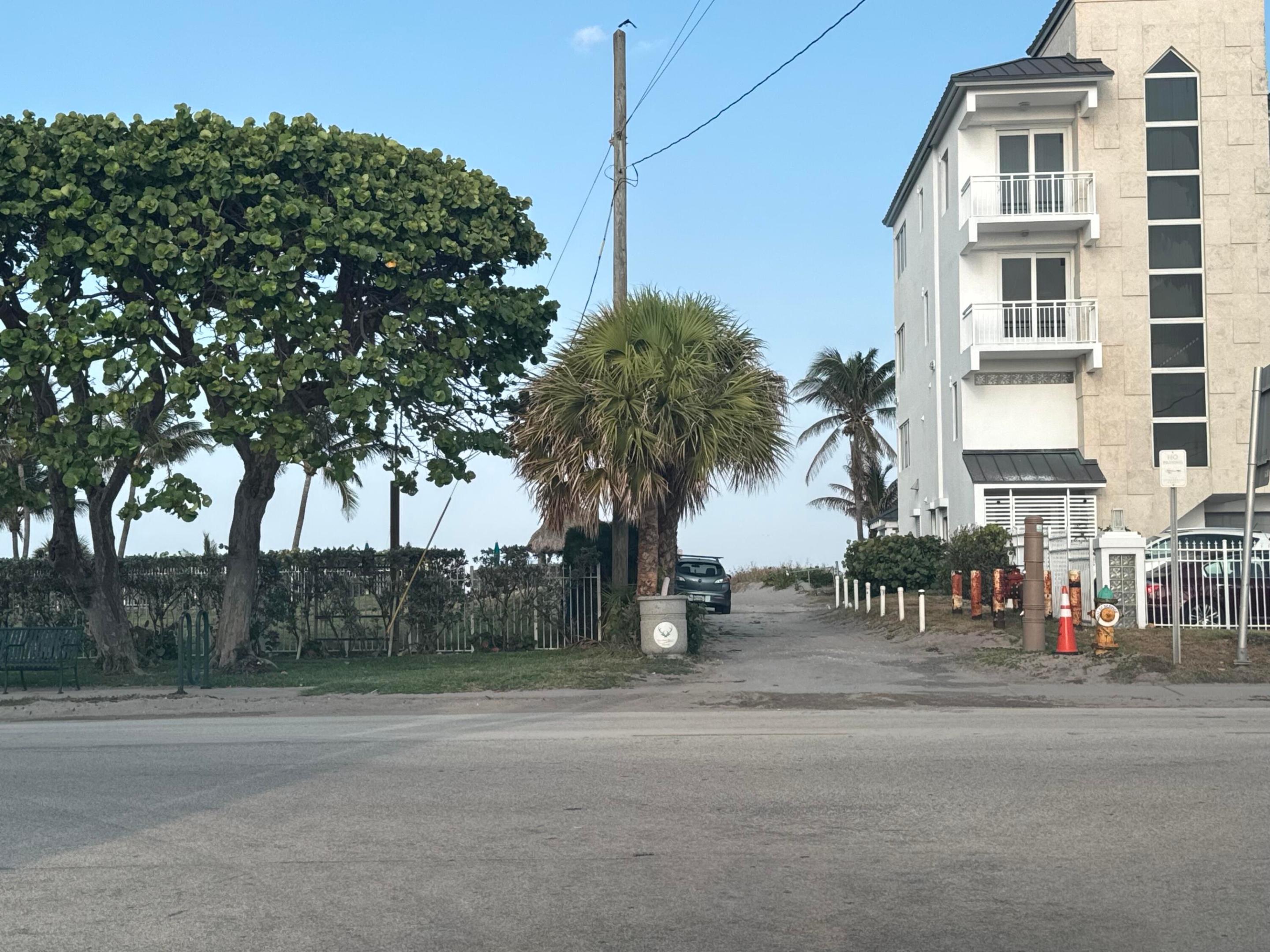 1932 NE 7th Street N 5, Deerfield Beach Unit: 5