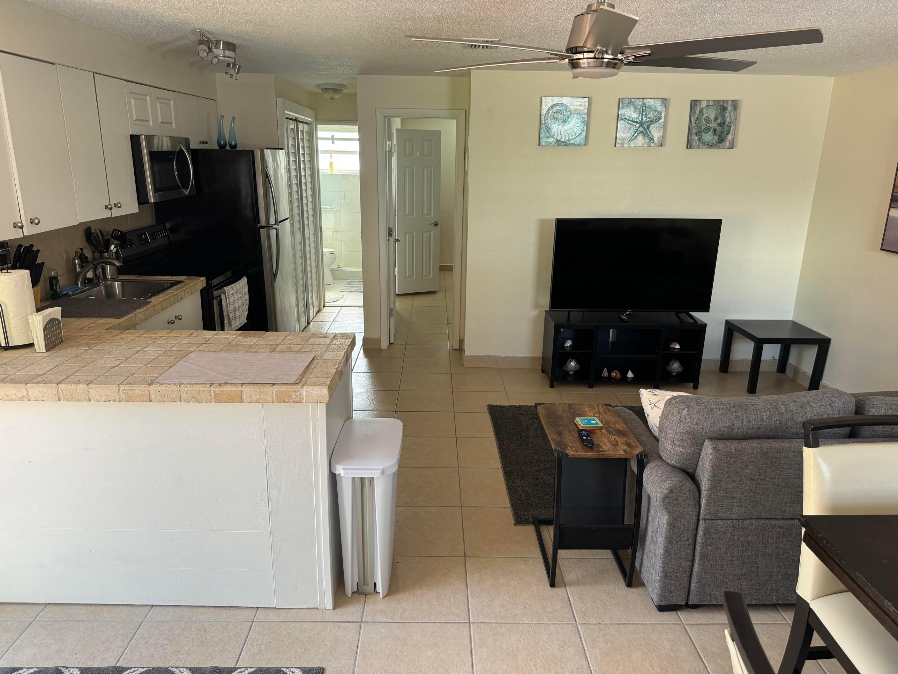 1932 NE 7th Street N 5, Deerfield Beach Unit: 5