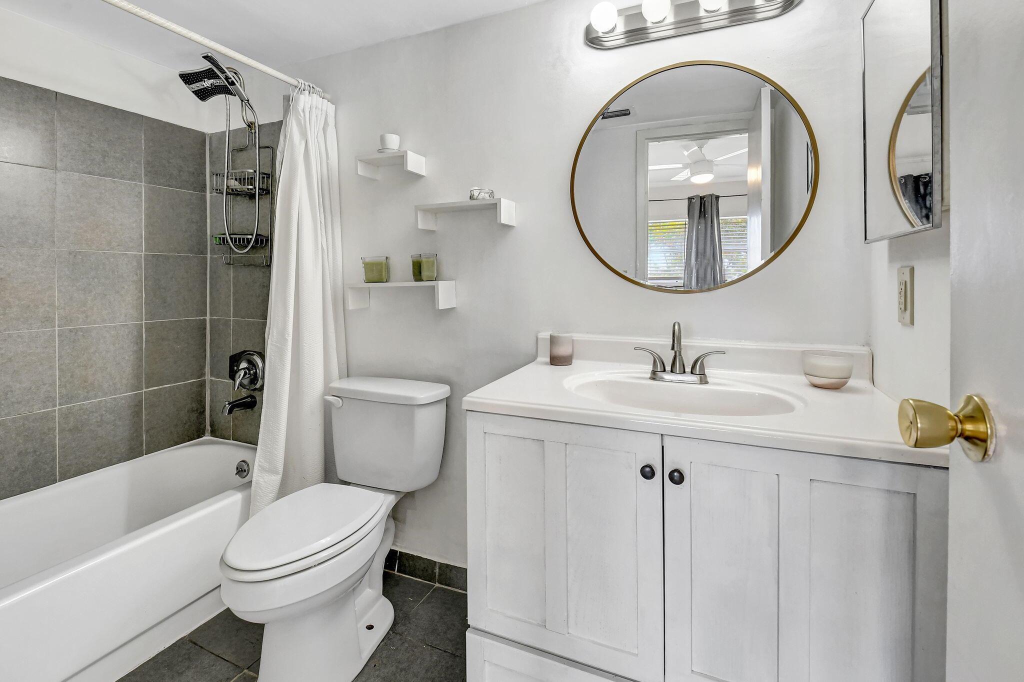 14790 Bonaire Boulevard 204