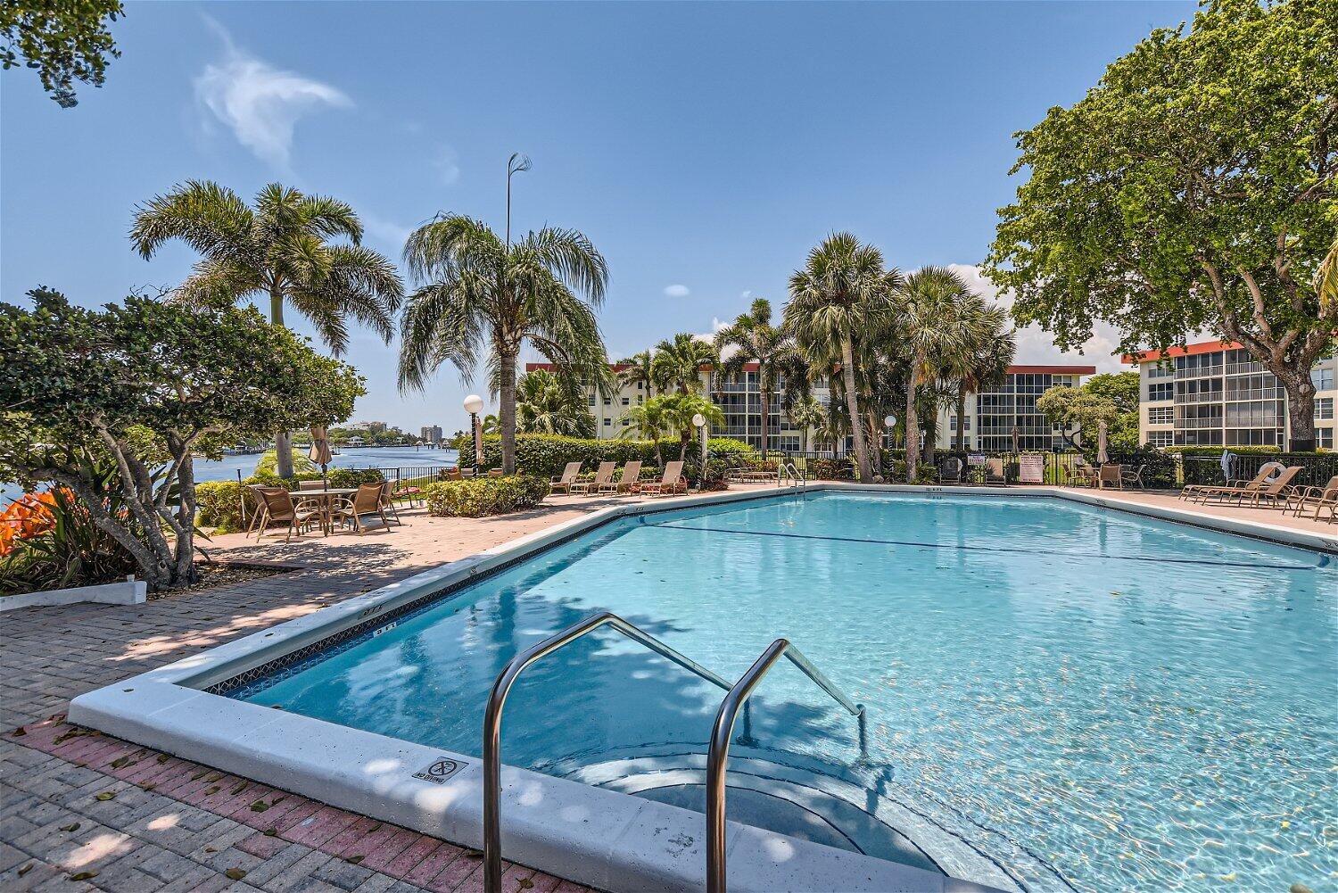 3125 NE 48th Court 223