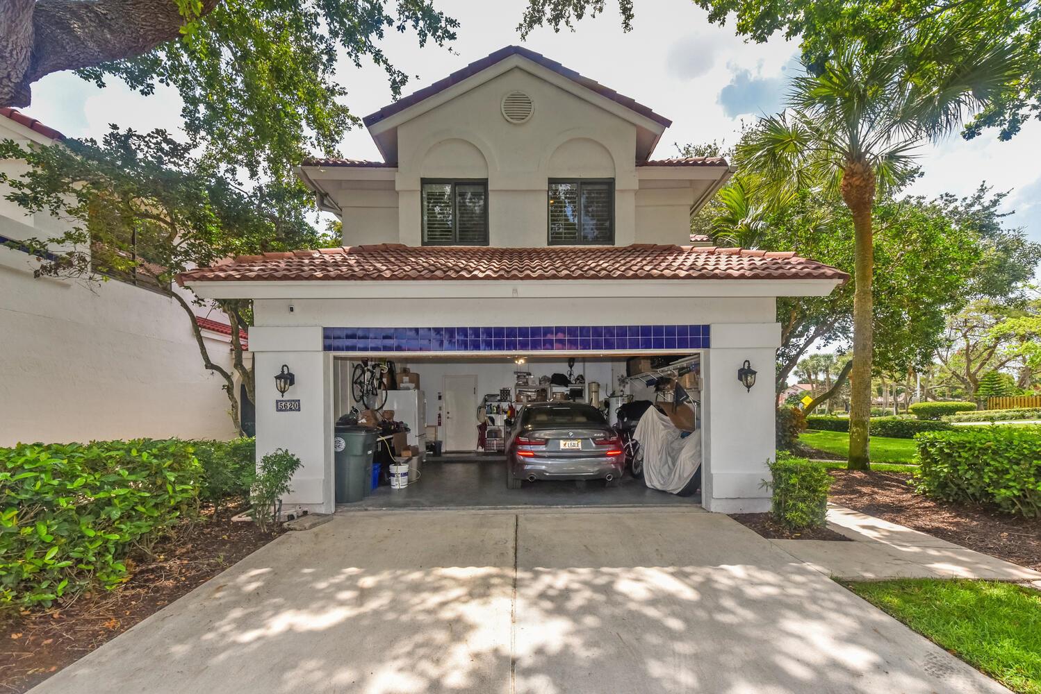 5620 Amersham Way