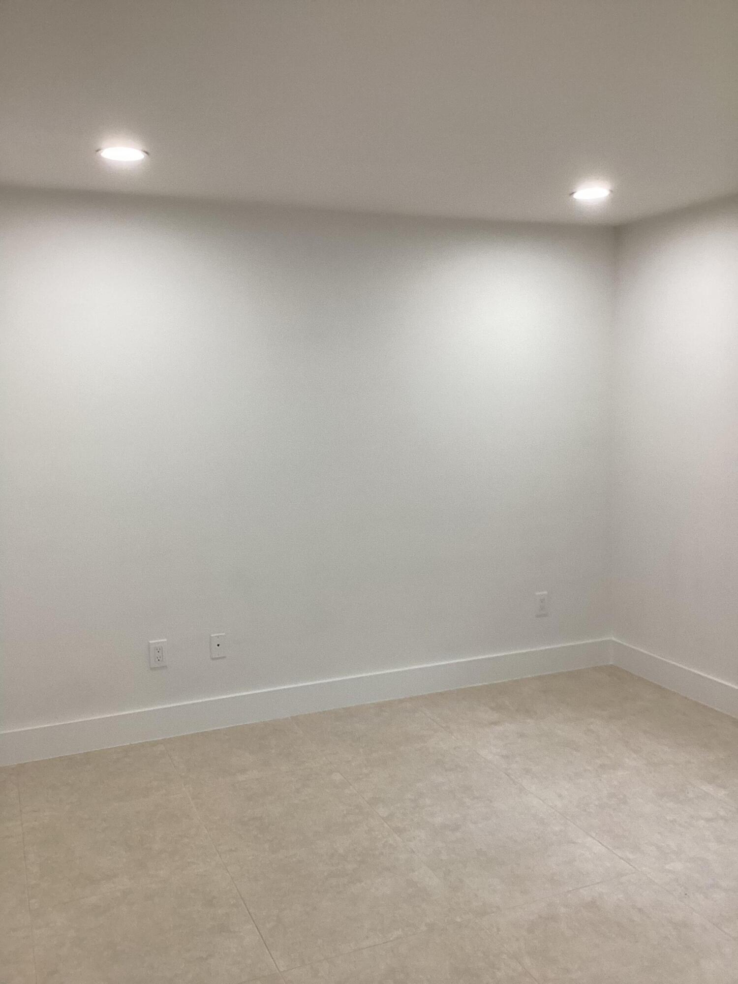 1011 Crystal Way G